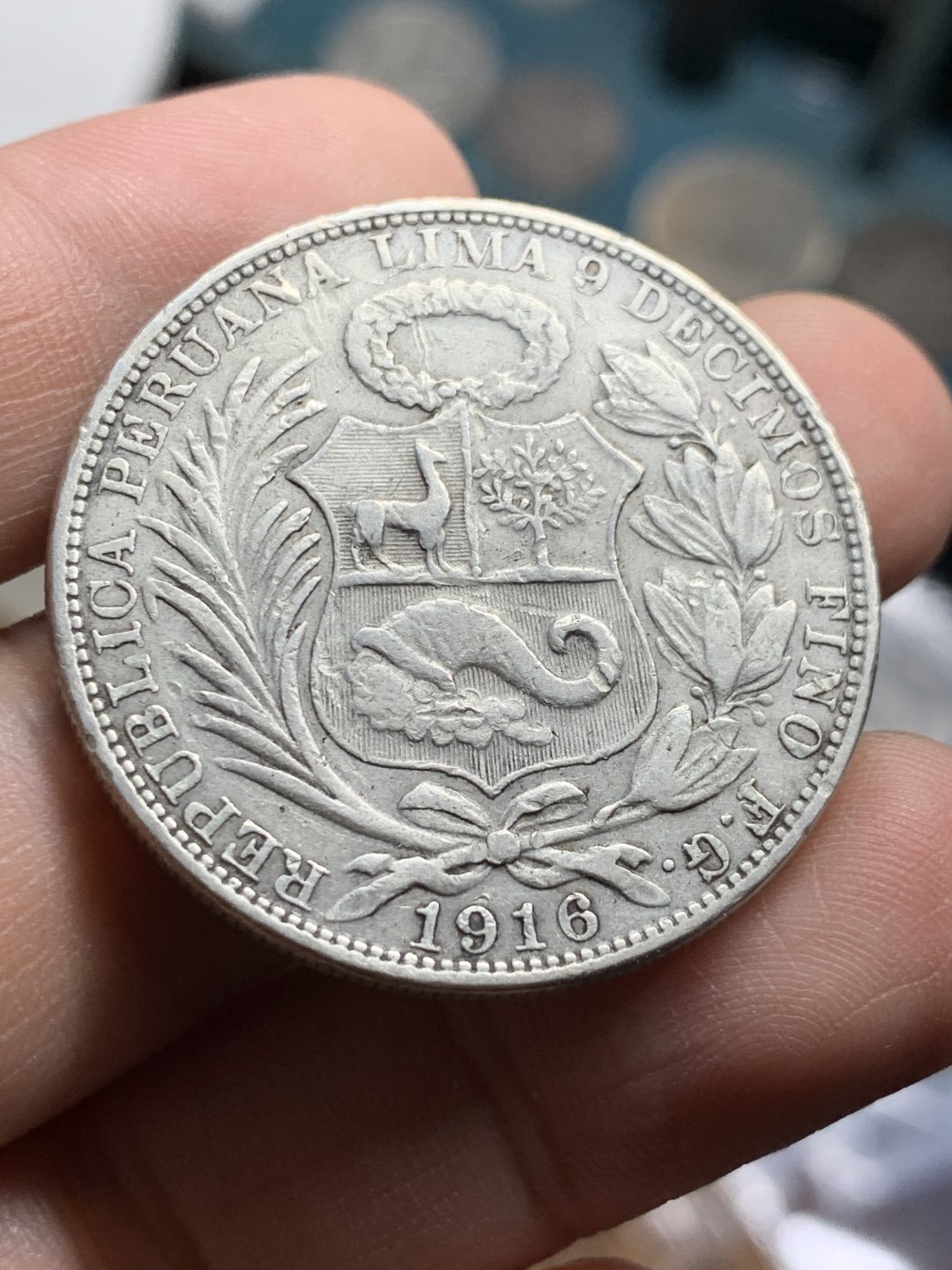 《竞宝斋》第49场-本周日，周一2场连拍（全场不限金额包邮） 1916年秘鲁共和国女神1索尔大银币