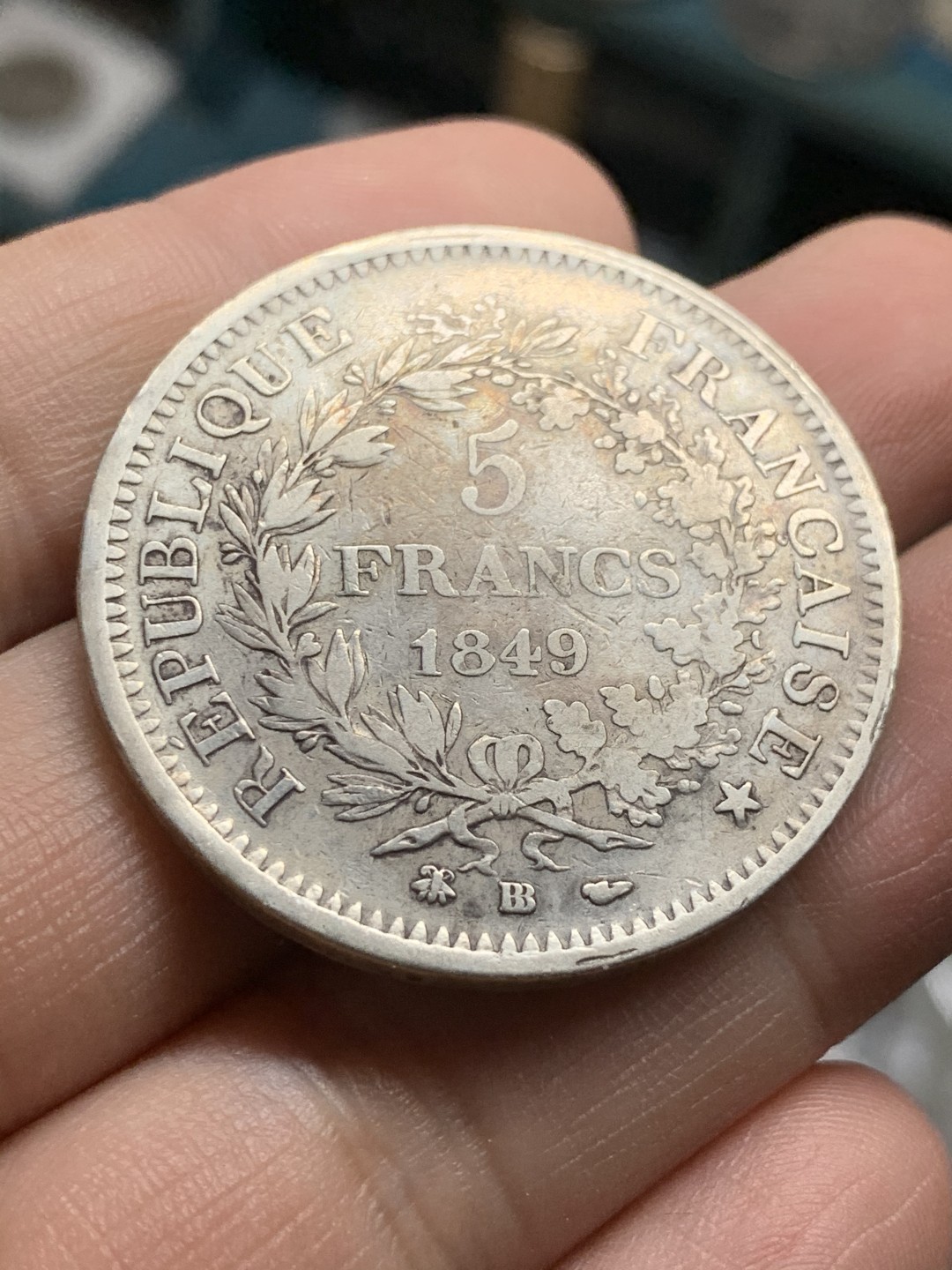 《竞宝斋》第49场-本周日，周一2场连拍（全场不限金额包邮） 原味 法国 第二共和 1849年BB版 大力神5法郎银币 少见版别