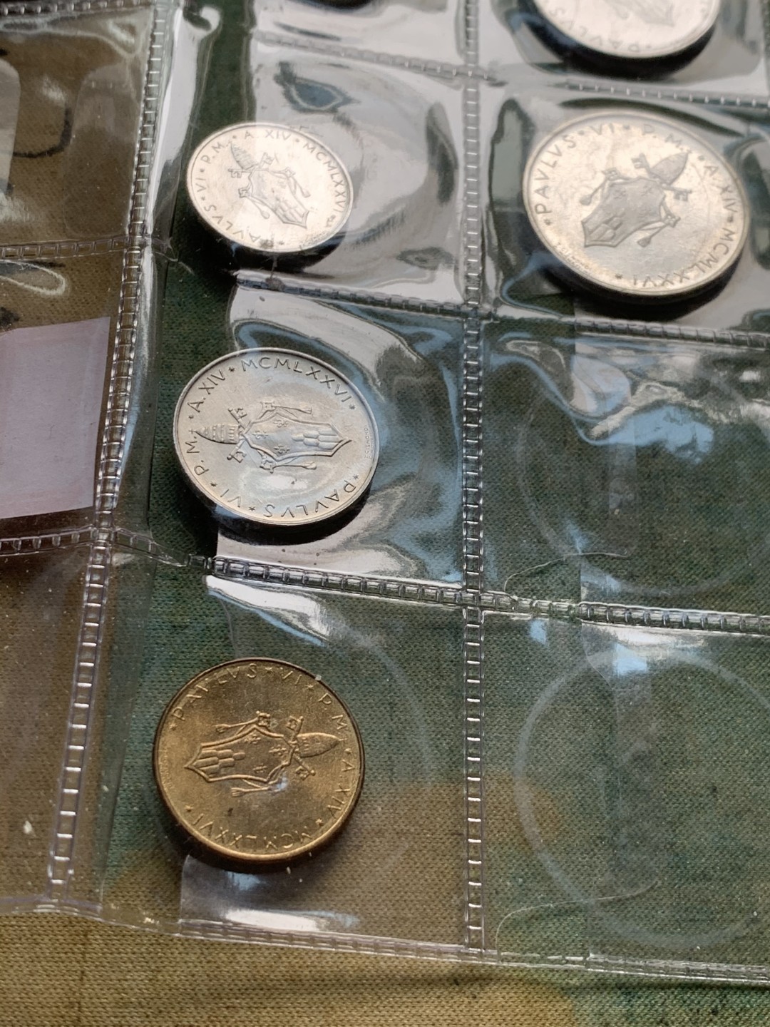 《竞宝斋》第49场-本周日，周一2场连拍（全场不限金额包邮） 梵蒂冈1976年8枚套和1978年7枚套，2枚500里拉为银币