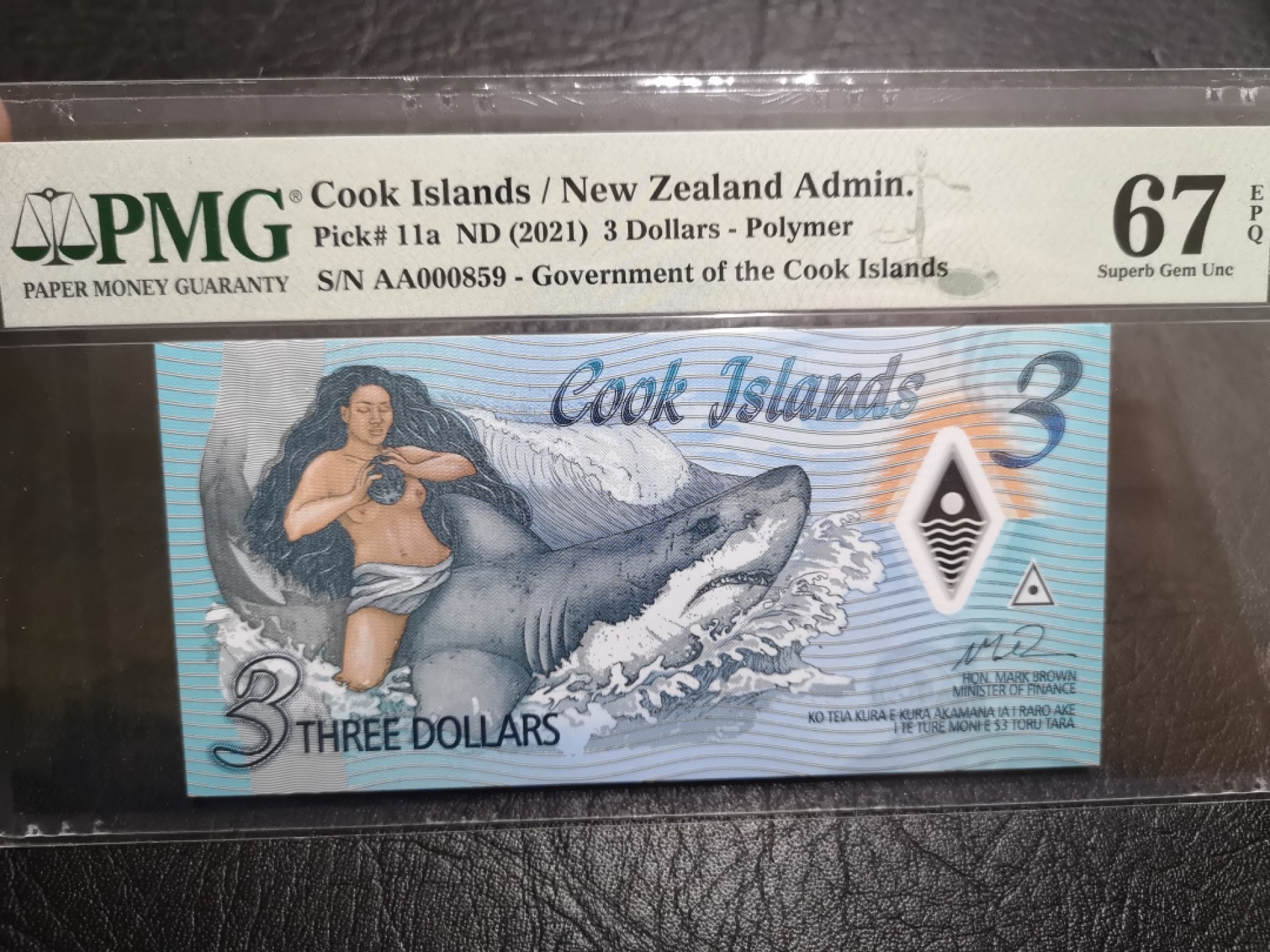 《外钞收藏家》第一百七十五期拍卖 2021年库克群岛3刀 PMG67 AA冠百位号 无47