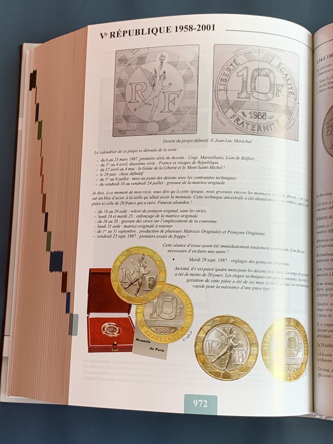 精装本 法国2019钱币目录 从造币工艺，雕刻师，标识标志，细分版别都有详尽的分类 厚达1126页！可谓是法币的百科全书，难得