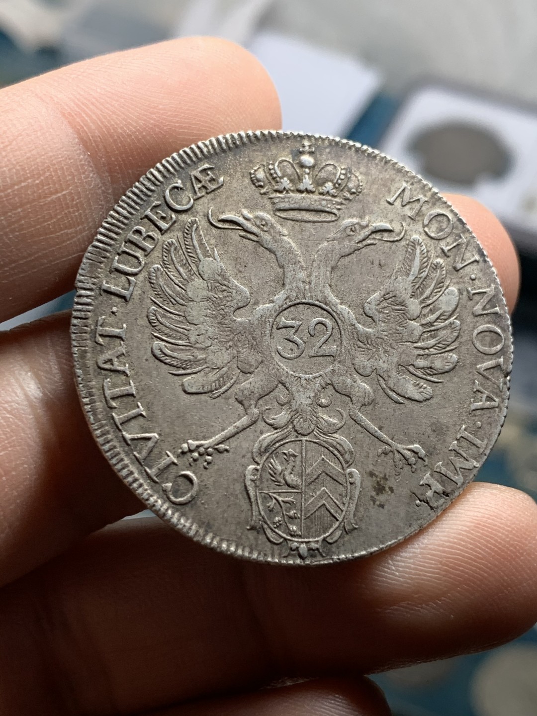 《竞宝斋》第49场-本周日，周一2场连拍（全场不限金额包邮） 德国 1748年 吕贝克 自由市 32先令 大银币 原味包浆 状态不错