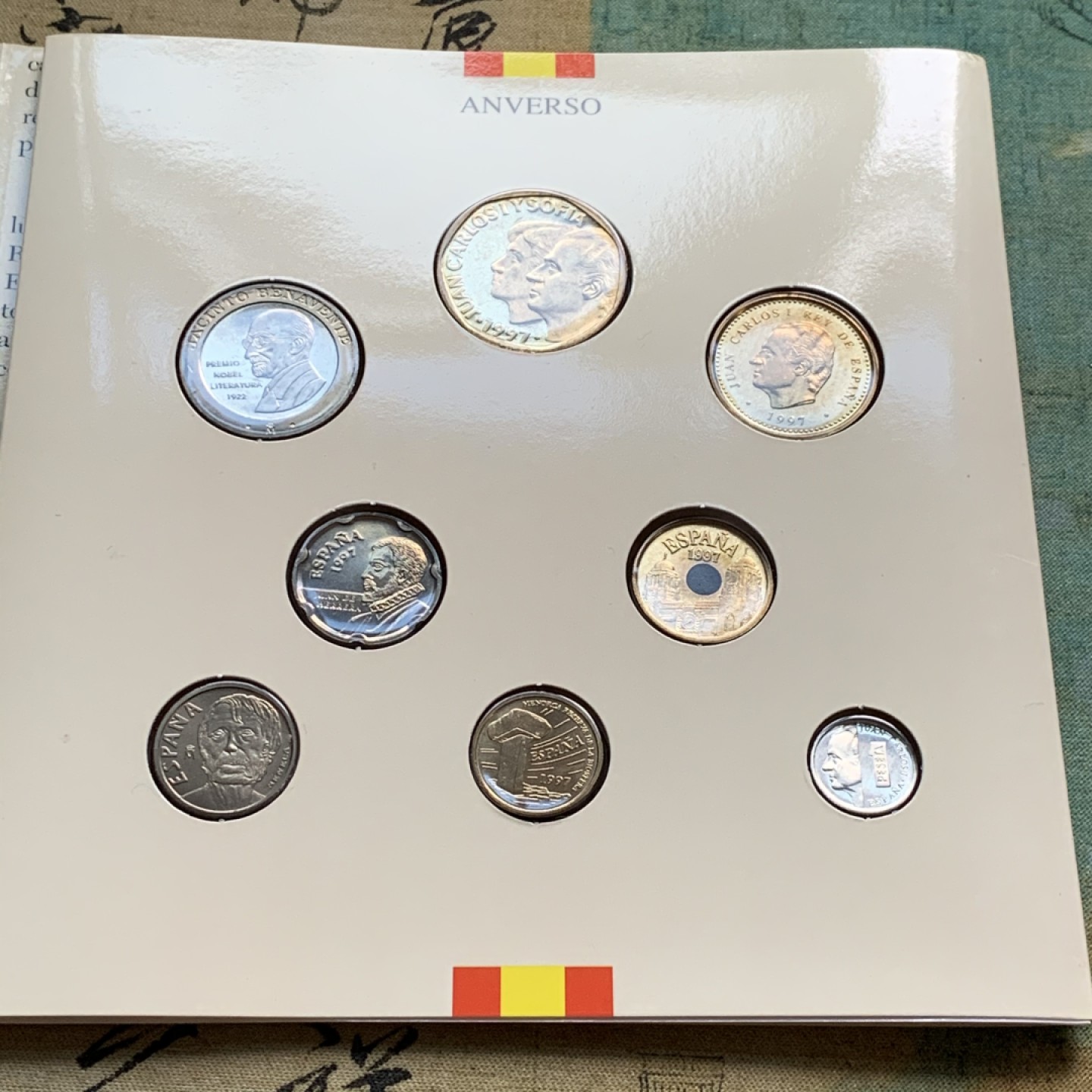 《竞宝斋》第49场-本周日，周一2场连拍（全场不限金额包邮） 西班牙 1997年 卡装8枚装套币