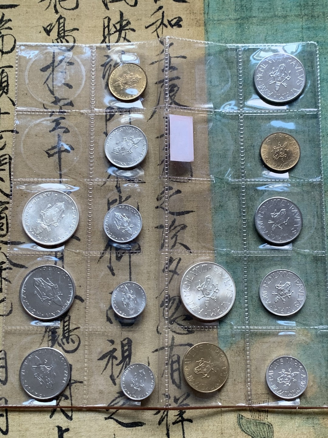 《竞宝斋》第49场-本周日，周一2场连拍（全场不限金额包邮） 梵蒂冈1976年8枚套和1978年7枚套，2枚500里拉为银币