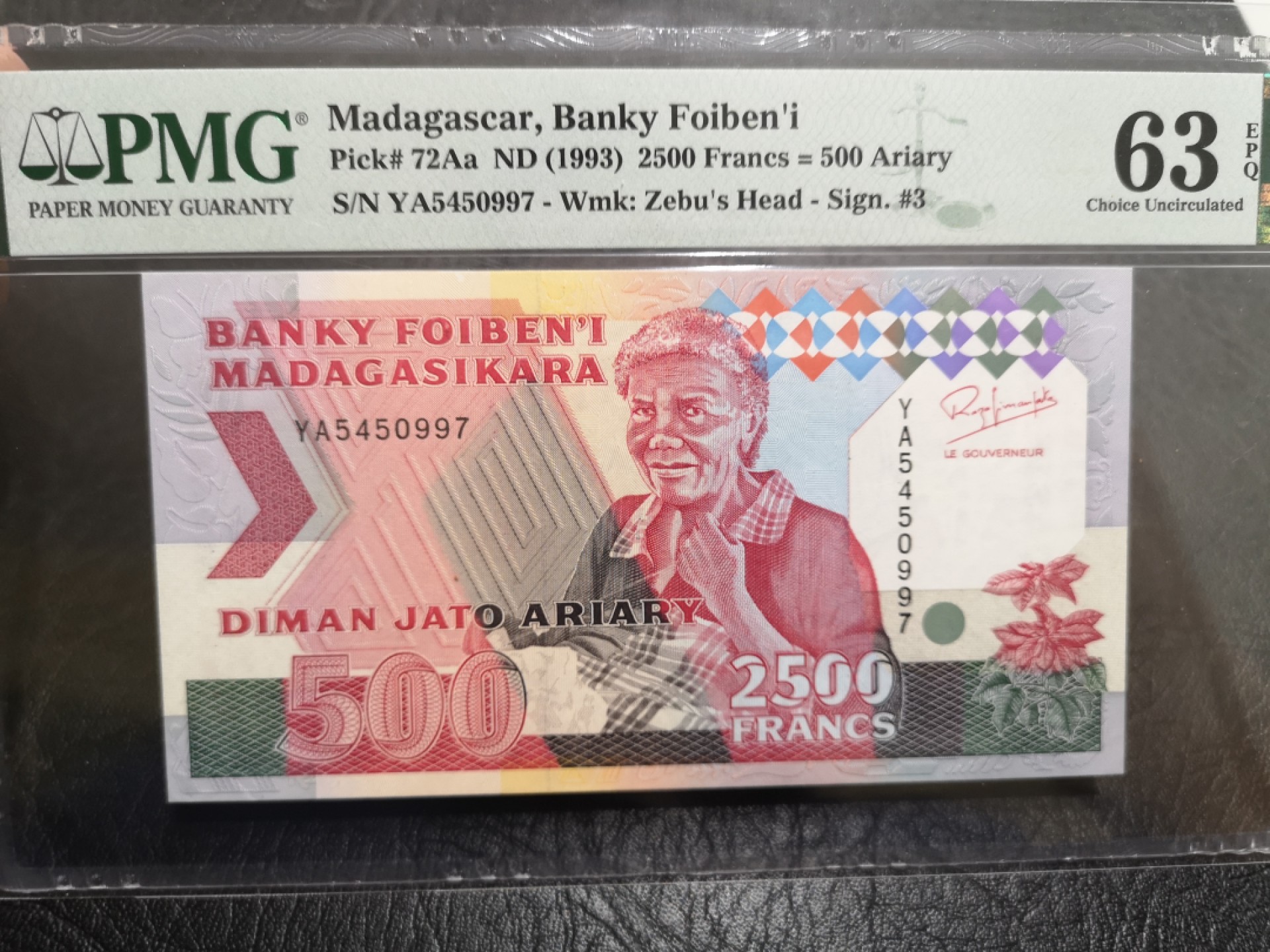 《外钞收藏家》第一百七十五期拍卖 1993年马达加斯加2500法郎 PMG63