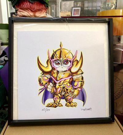 零元拍：歪歪亲笔签名 OWSON系列限量插画复制画《圣斗士：白羊座》，尺寸约22/22厘米，拍品不含镜框 - 零元拍：歪歪亲笔签名 OWSON系列限量插画复制画《圣斗士：白羊座》，尺寸约22/22厘米，拍品不含镜框