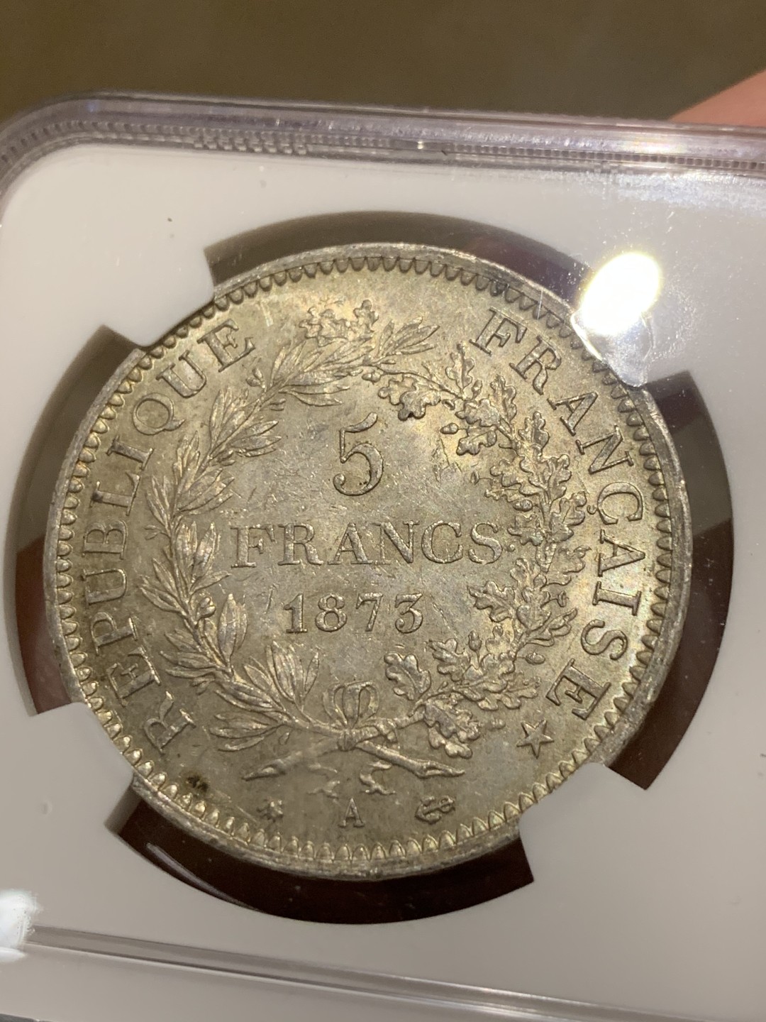 《竞宝斋》第50场-本周日，周一2场连拍（全场不限金额包邮） NGC MS62 法国 1873年 大力神 5法郎 银币 五彩包浆 非常的漂亮