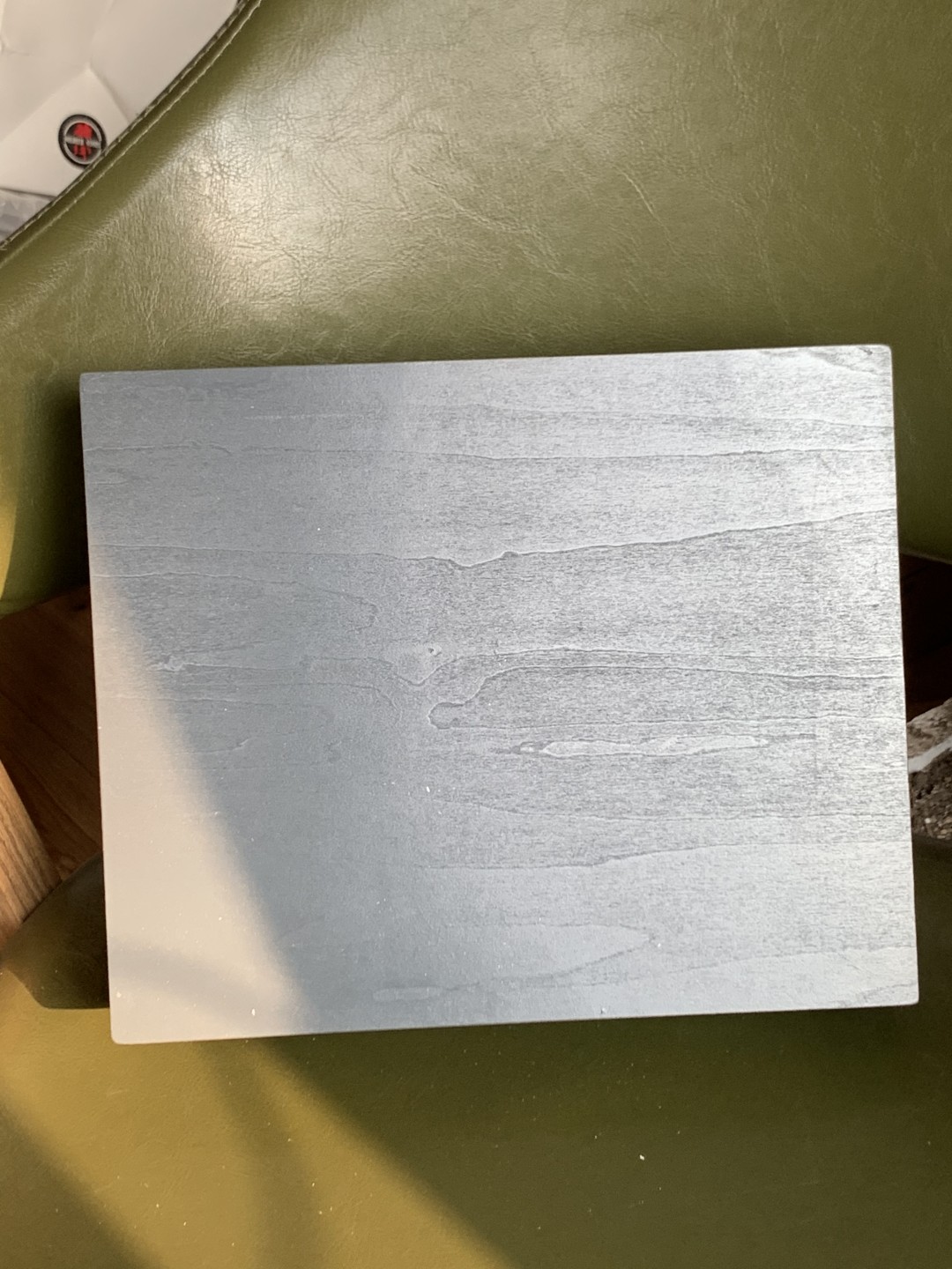 零元拍：1/6 实木枪柜模型，灰色全新。