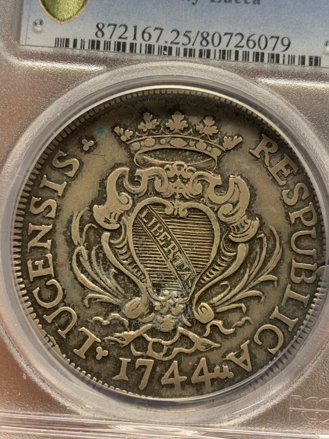 《竞宝斋》第50场-本周日，周一2场连拍（全场不限金额包邮） PCGS 亚军分 VF25 意大利 1744 托斯卡纳-卢卡”圣马丁赠送斗篷”斯库多大银币  加厚盒子 背人物轮廓清晰 至此已是相当不易
