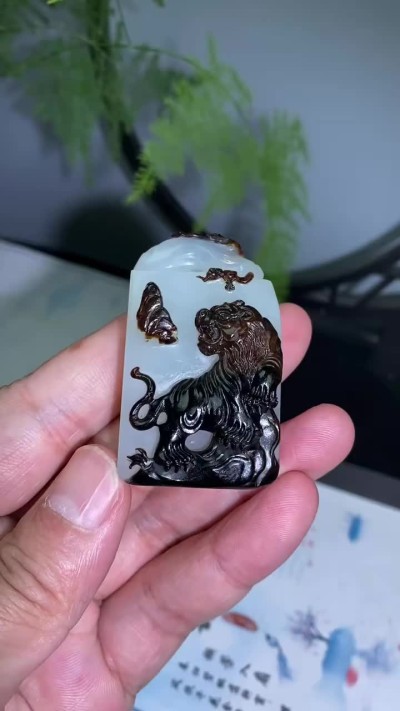 虎啸山河挂件
