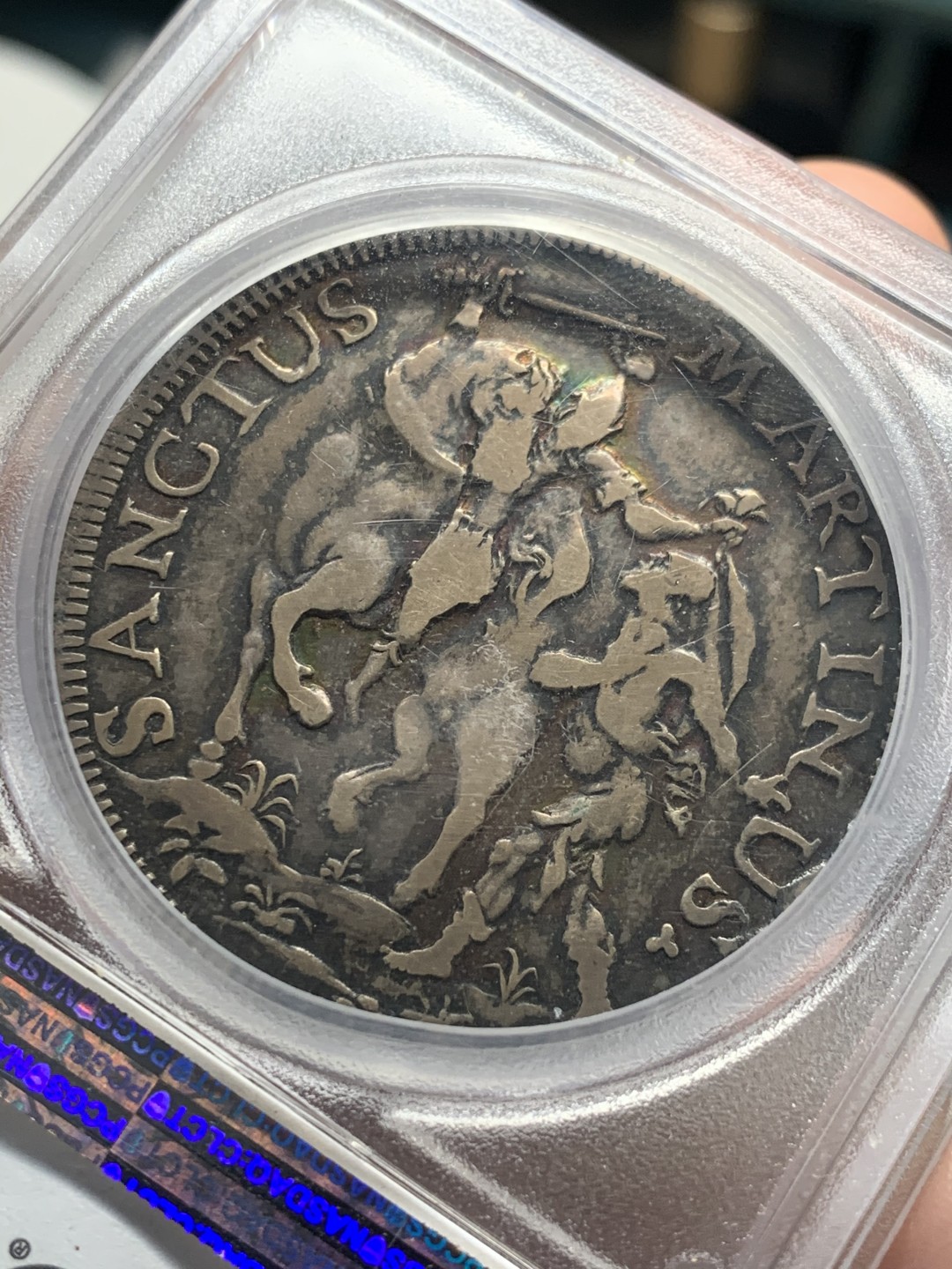 《竞宝斋》第50场-本周日，周一2场连拍（全场不限金额包邮） PCGS 亚军分 VF25 意大利 1744 托斯卡纳-卢卡”圣马丁赠送斗篷”斯库多大银币  加厚盒子 背人物轮廓清晰 至此已是相当不易