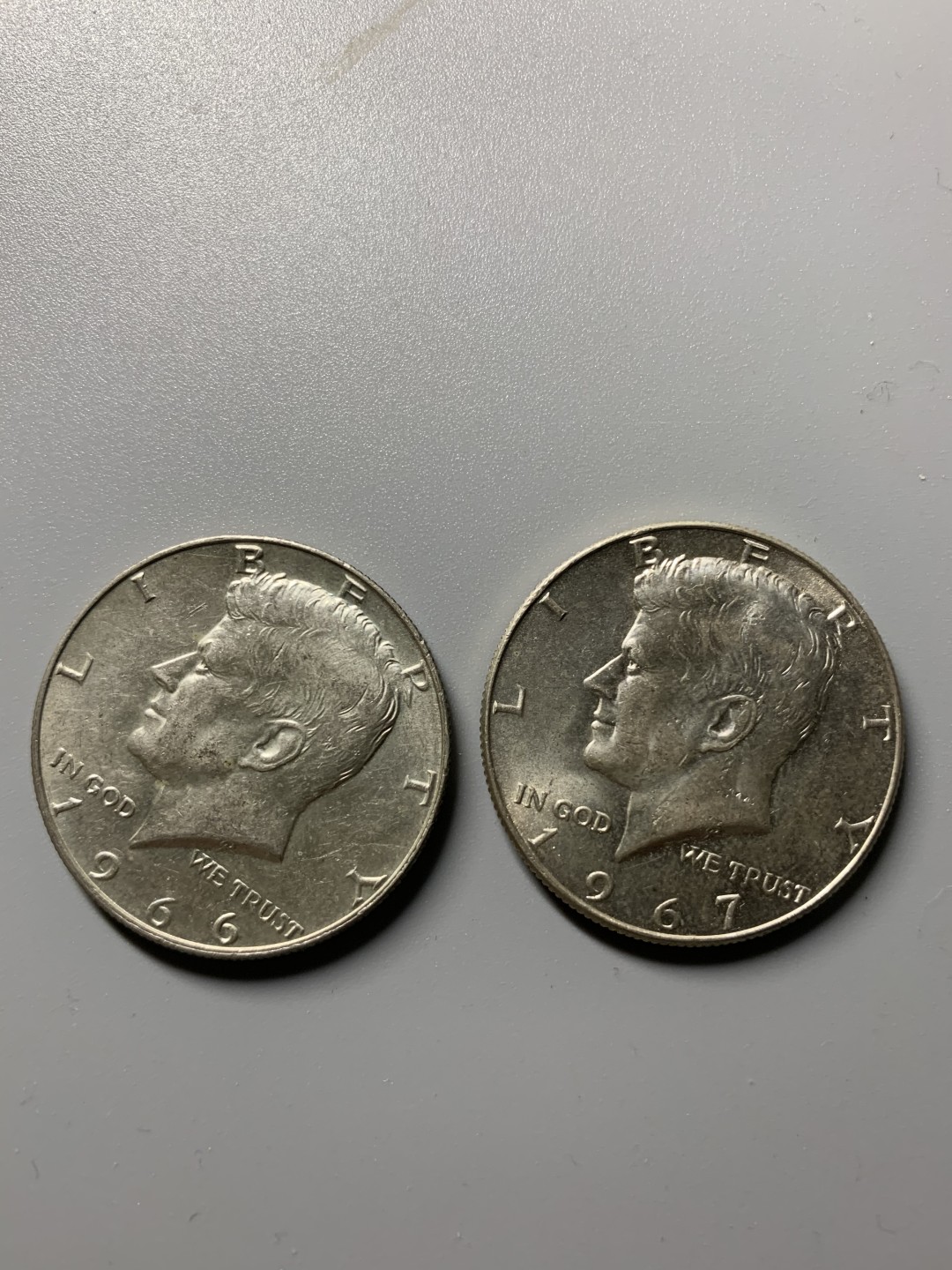 免手续费古币银币首场 外国银币两枚