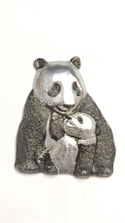 【海寧潮】帕劳2017年3D立体系列母子熊猫仿古88克异形纪念银币