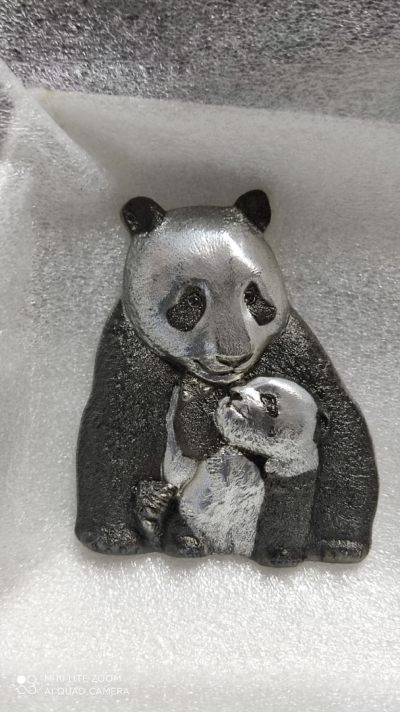 【海寧潮】帕劳2017年3D立体系列母子熊猫仿古88克异形纪念银币