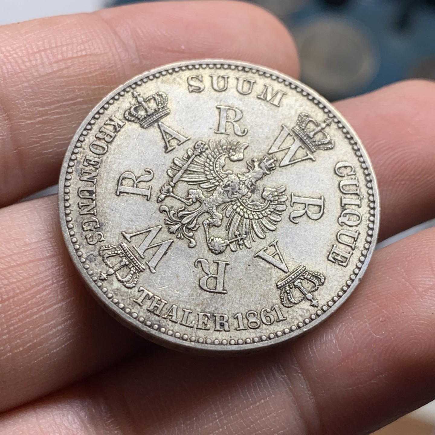 《竞宝斋》第51场-本周日，周一2场连拍（全场不限金额包邮） 德国普鲁士 1861年 登基纪念 1泰勒 银币 原味好品 AU50的状态 可送评