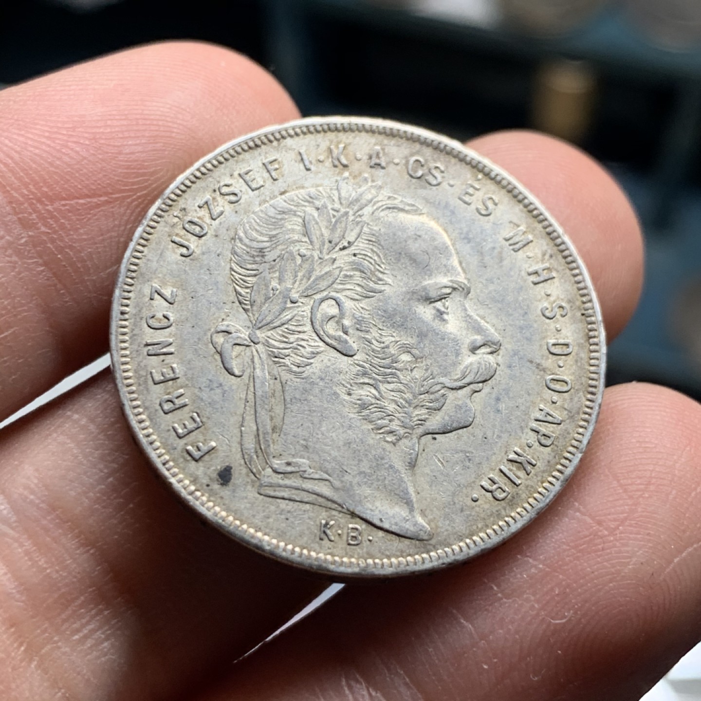 《竞宝斋》第51场-本周日，周一2场连拍（全场不限金额包邮） 匈牙利 1879年 佛朗茨约瑟夫一世 1福林 银币 好品带光没下水 可送评