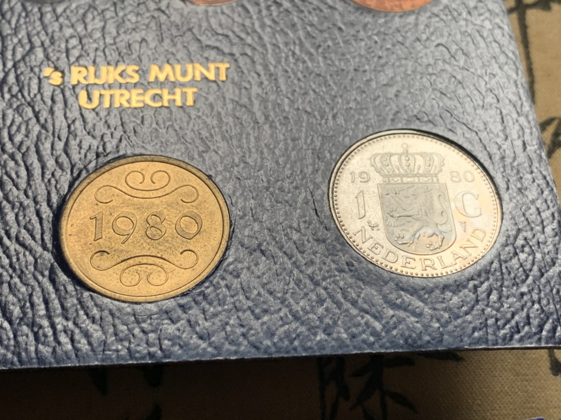 《竞宝斋》第51场-本周日，周一2场连拍（全场不限金额包邮） 荷兰1980年+1999年清年份官方原装套币各一套UNC-BU 全面值年份一步到位 6枚+6枚 