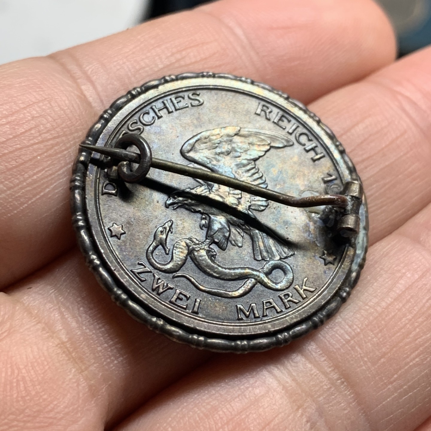 《竞宝斋》第51场-本周日，周一2场连拍（全场不限金额包邮） 德国普鲁士1913年普法战争2马克 黑包浆银币 做胸针