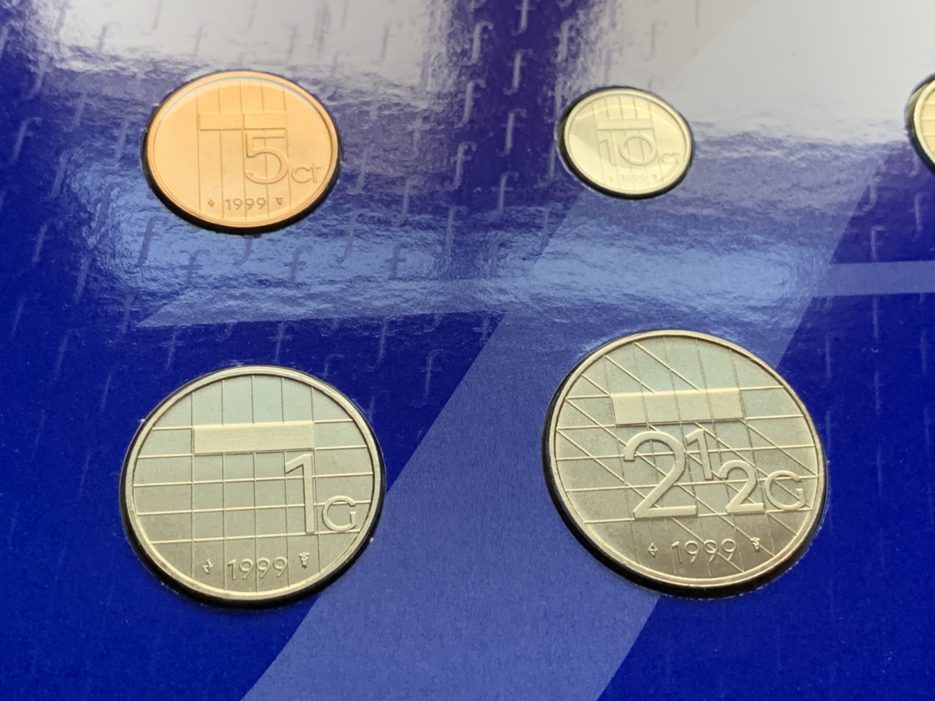 《竞宝斋》第51场-本周日，周一2场连拍（全场不限金额包邮） 荷兰1980年+1999年清年份官方原装套币各一套UNC-BU 全面值年份一步到位 6枚+6枚 