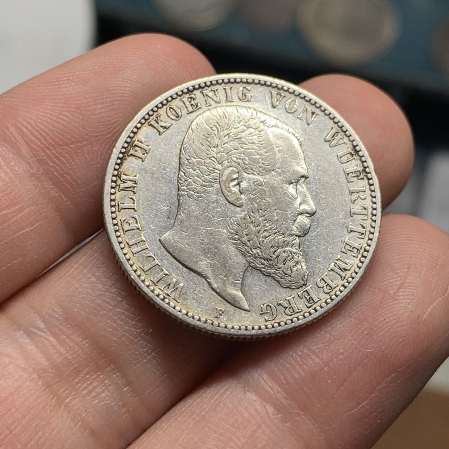 《竞宝斋》第51场-本周日，周一2场连拍（全场不限金额包邮） 德国符腾堡 1906年 威廉二世大胡子 2马克 银币 带光好品 少见