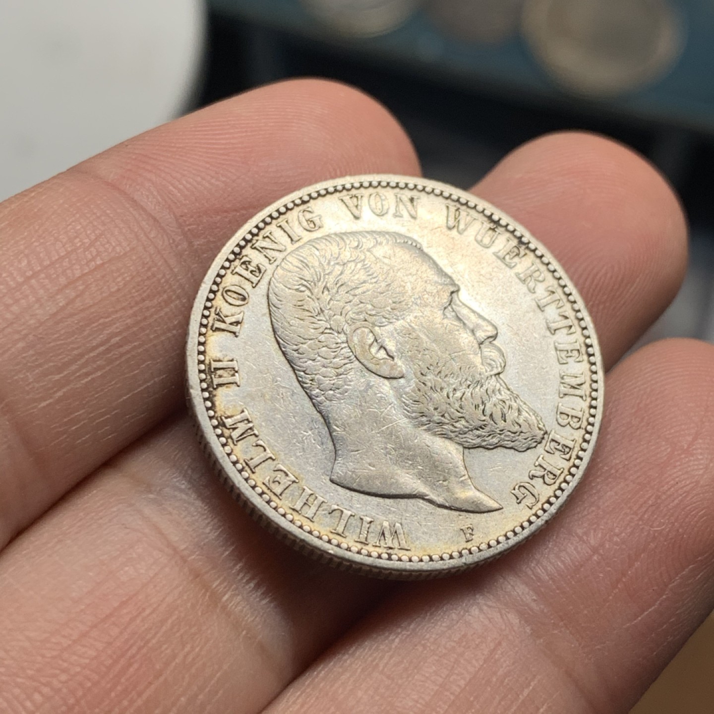 《竞宝斋》第51场-本周日，周一2场连拍（全场不限金额包邮） 德国符腾堡 1906年 威廉二世大胡子 2马克 银币 带光好品 少见