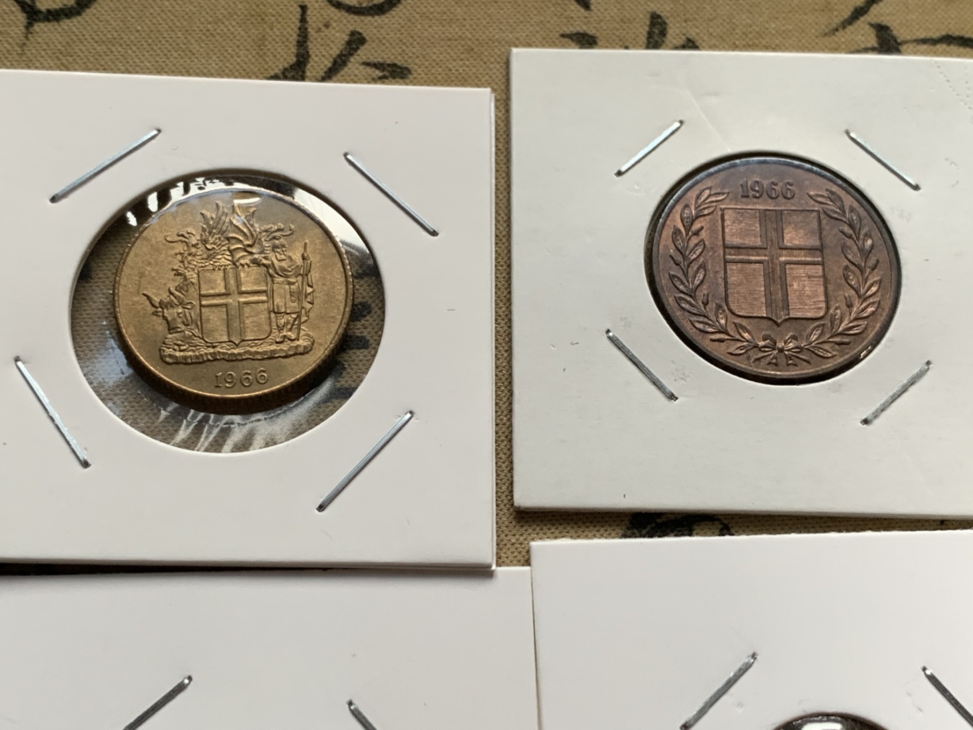 《竞宝斋》第51场-本周日，周一2场连拍（全场不限金额包邮） 冰岛1966年清年份全套6枚BU 面值全暴光品相