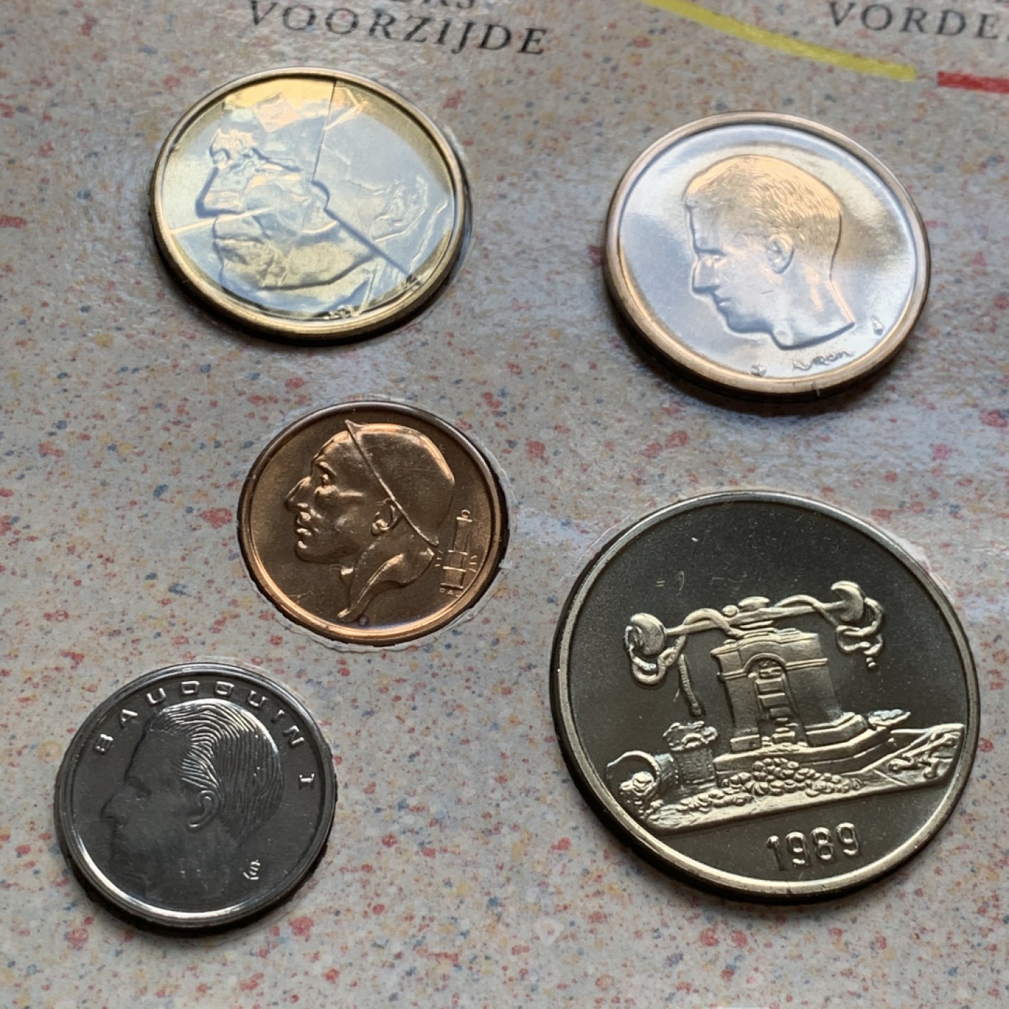 《竞宝斋》第51场-本周日，周一2场连拍（全场不限金额包邮） 比利时1989年清年份官方原装套币BU 50分-50法郎双语版本共10枚 克劳斯编号MS1