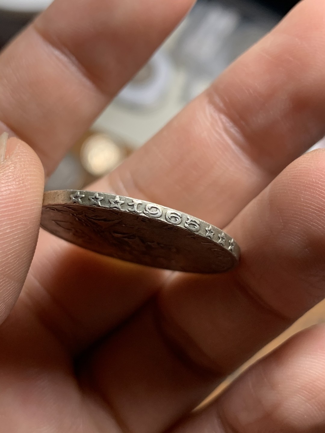 《竞宝斋》第51场-本周日，周一2场连拍（全场不限金额包邮） 1965年意大利少女500里拉银币