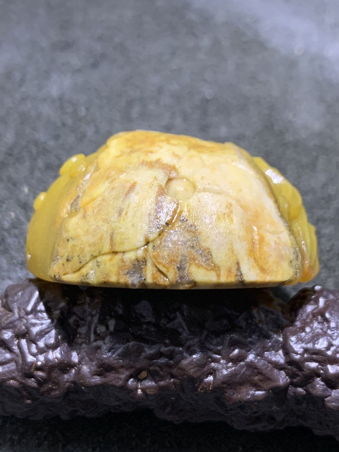 精美原皮战国红玛瑙高润度金沙料雕刻金玉满堂吊坠一个！