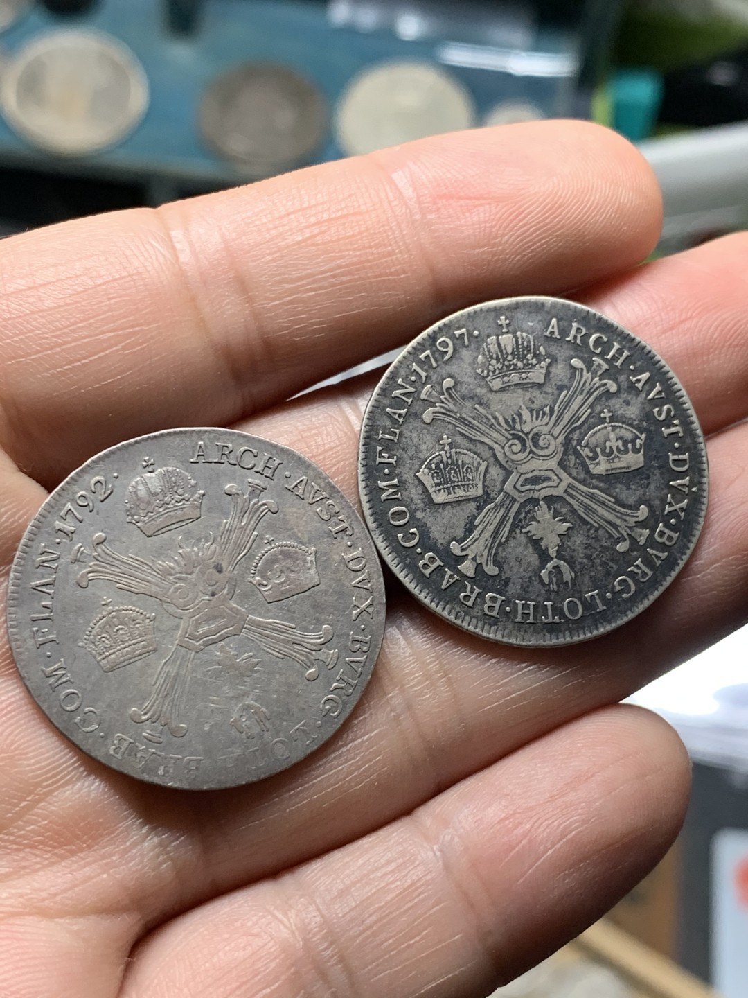 《竞宝斋》第51场-本周日，周一2场连拍（全场不限金额包邮） （两枚一组）奥属尼德兰利奥波德和弗兰茨一世1/4泰勒2枚