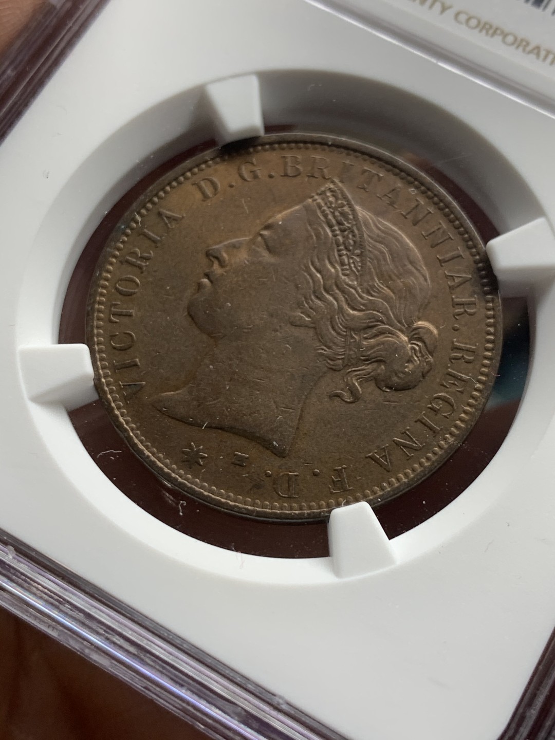 《竞宝斋》第51场-本周日，周一2场连拍（全场不限金额包邮） NGC AUD 1877 泽西1/12先令 铜币  