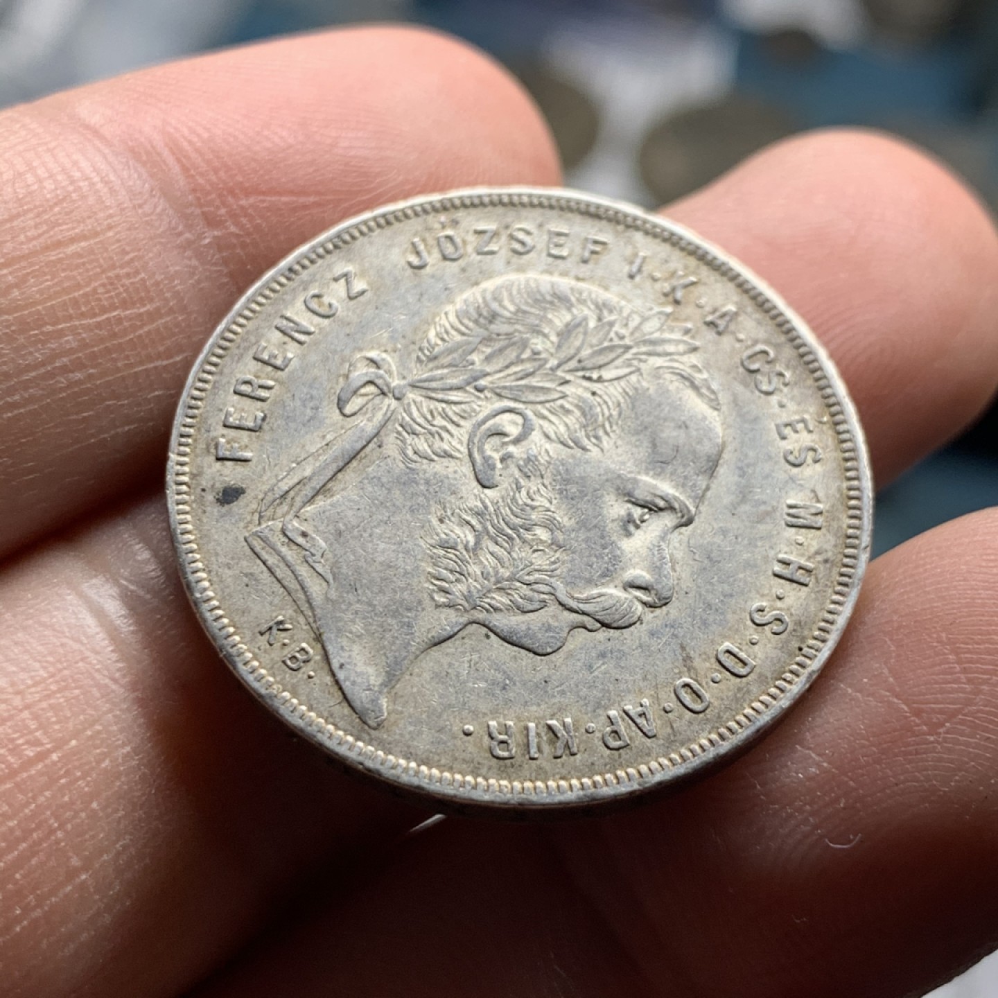 《竞宝斋》第51场-本周日，周一2场连拍（全场不限金额包邮） 匈牙利 1879年 佛朗茨约瑟夫一世 1福林 银币 好品带光没下水 可送评