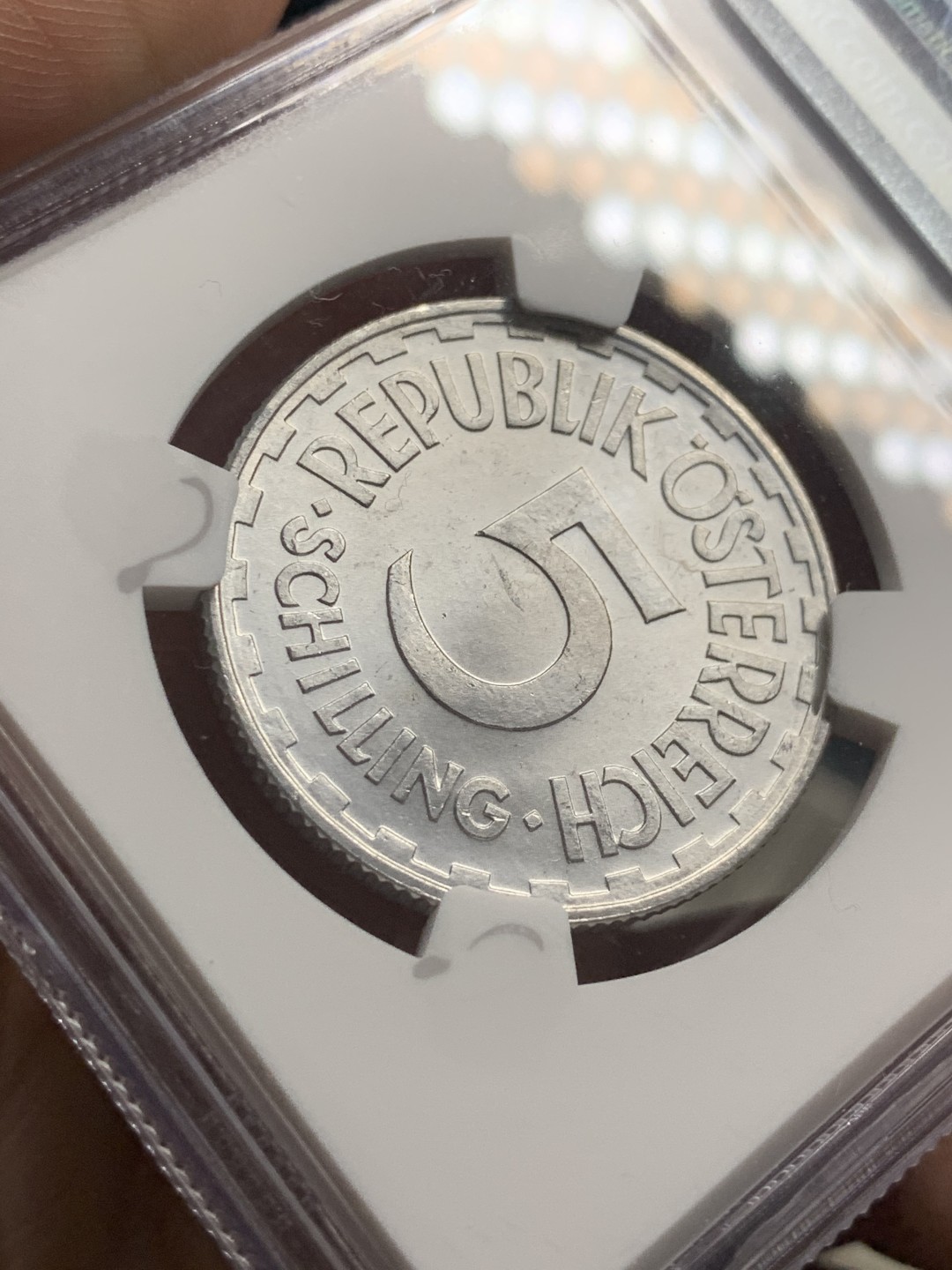 《竞宝斋》第51场-本周日，周一2场连拍（全场不限金额包邮） 奥地利1952年5先令大铝币 NGC MS64亚军分！