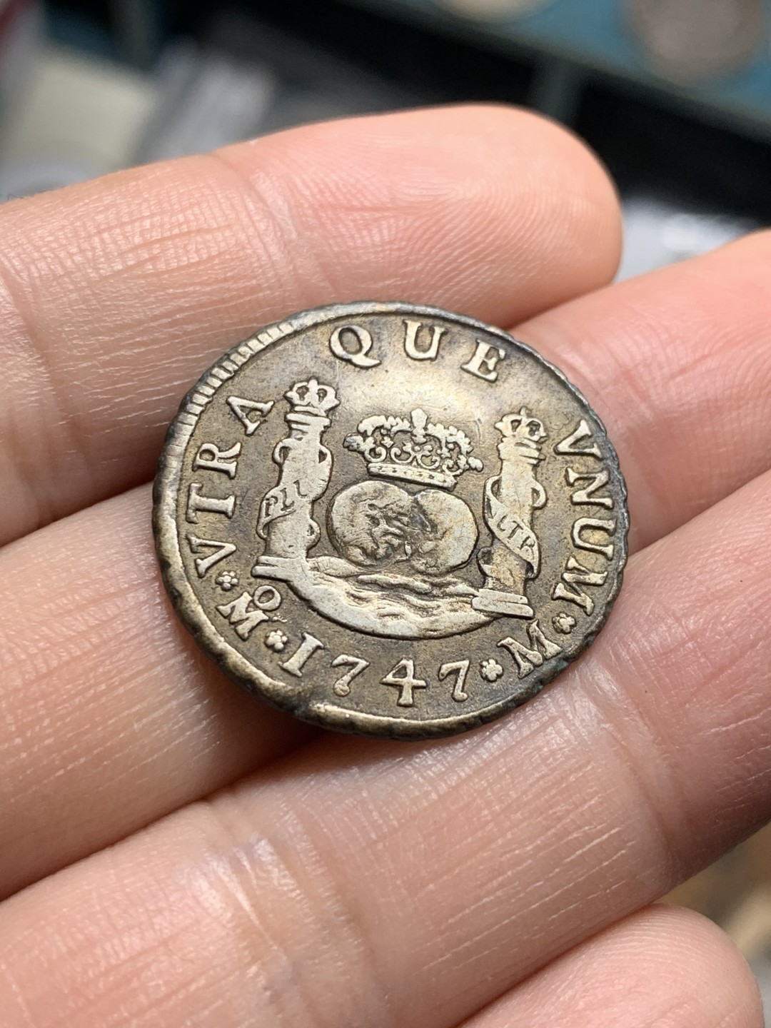 《竞宝斋》第51场-本周日，周一2场连拍（全场不限金额包邮） （两枚一组）西属墨西哥费六地球2R，西属玻利维亚卡三双柱2R2枚