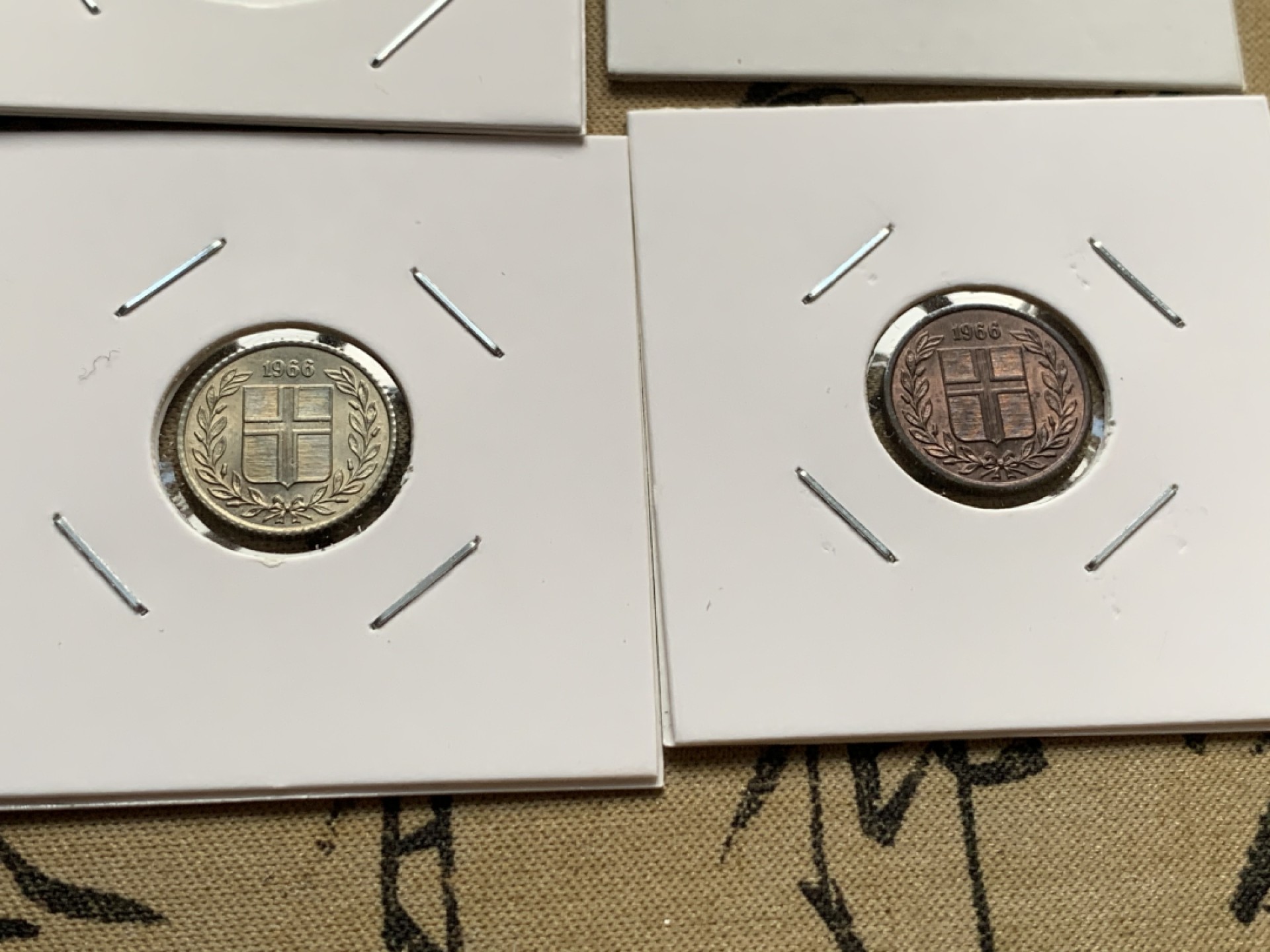 《竞宝斋》第51场-本周日，周一2场连拍（全场不限金额包邮） 冰岛1966年清年份全套6枚BU 面值全暴光品相