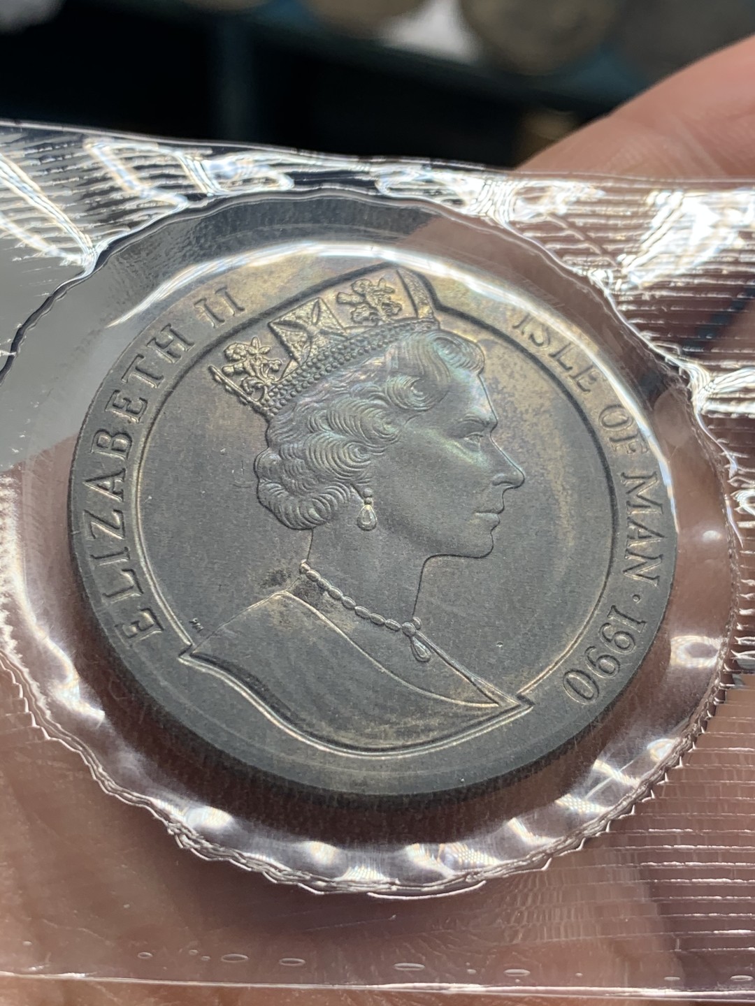 《竞宝斋》第51场-本周日，周一2场连拍（全场不限金额包邮） 1990年马恩岛黑便士镍币原包装 