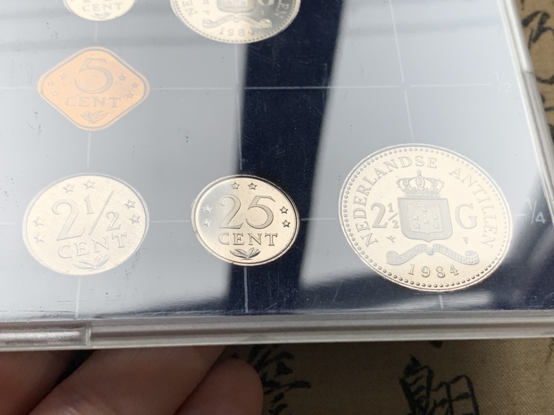 《竞宝斋》第51场-本周日，周一2场连拍（全场不限金额包邮） 荷属安德列斯1980年+1984年清年份官方原装套币各一套UNC-BU 全面值年份一步到位 7枚+7枚 克劳斯编号MS3+MS8