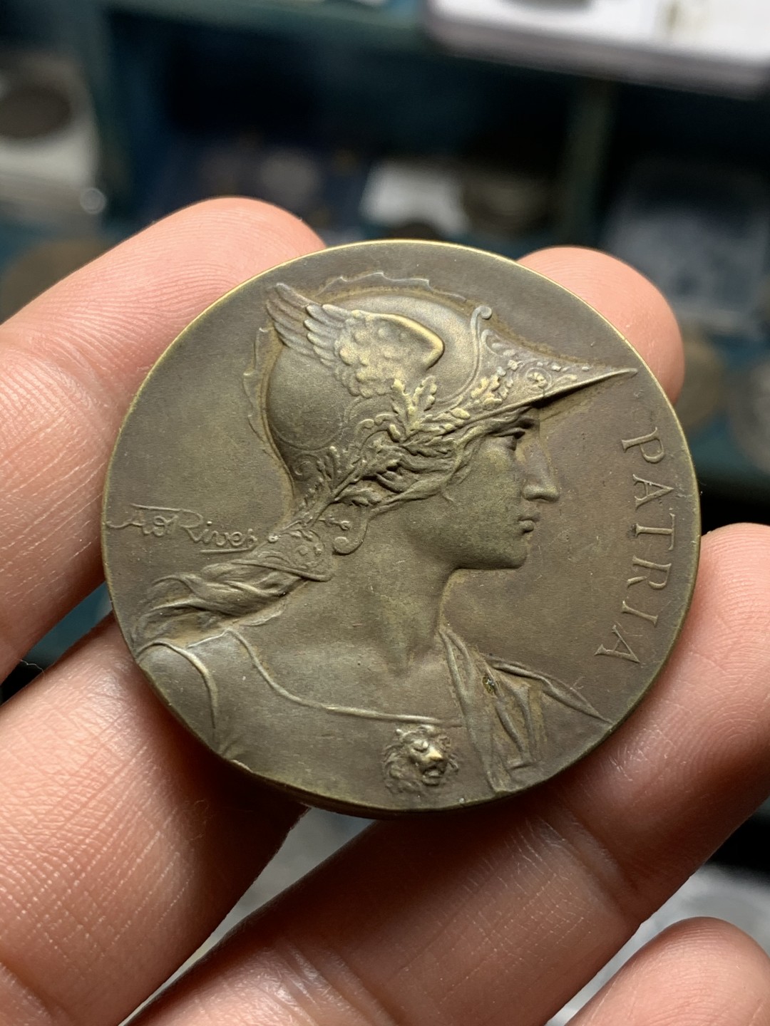 《竞宝斋》第51场-本周日，周一2场连拍（全场不限金额包邮） 法国 1900左右 戎装法兰西女神 铜章 40.1mm 30.4克