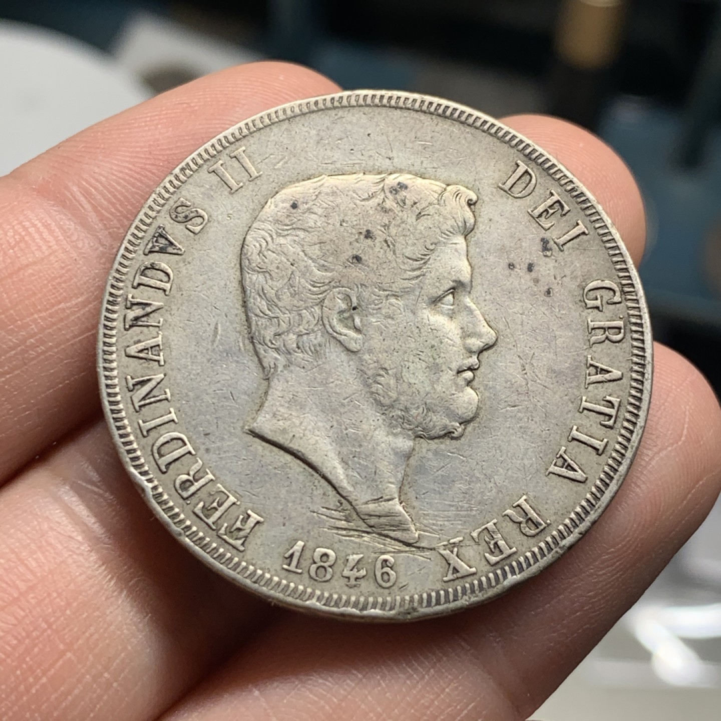 《竞宝斋》第51场-本周日，周一2场连拍（全场不限金额包邮） 那不勒斯西西里王国1846年费迪南二世120G大银币 原味 有细划