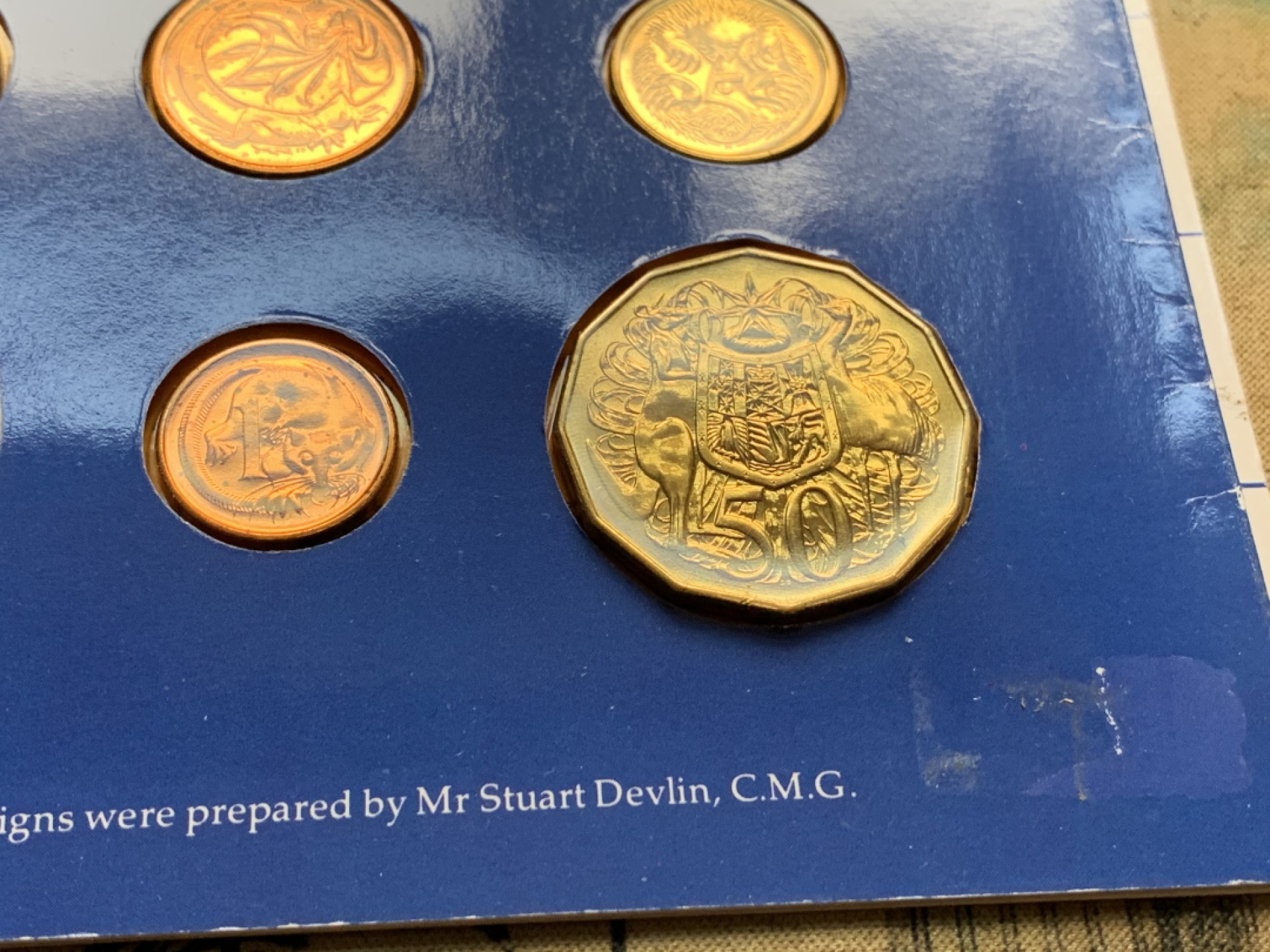 《竞宝斋》第51场-本周日，周一2场连拍（全场不限金额包邮） 澳大利亚1984年清年份官方原装套币BU 1便士-1元 6枚+1枚 全面值年份一步到位，1元是此头像独年版