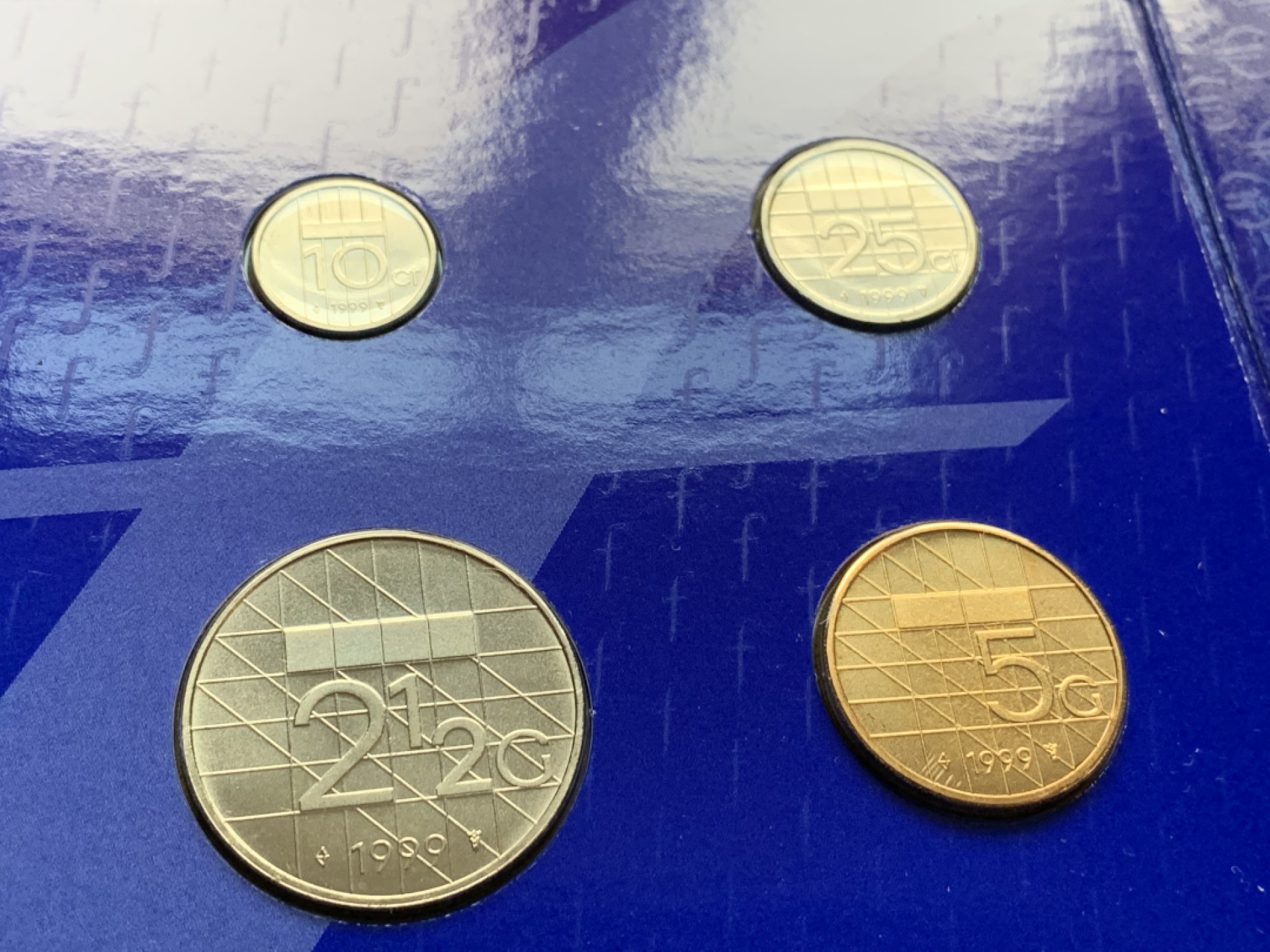 《竞宝斋》第51场-本周日，周一2场连拍（全场不限金额包邮） 荷兰1980年+1999年清年份官方原装套币各一套UNC-BU 全面值年份一步到位 6枚+6枚 