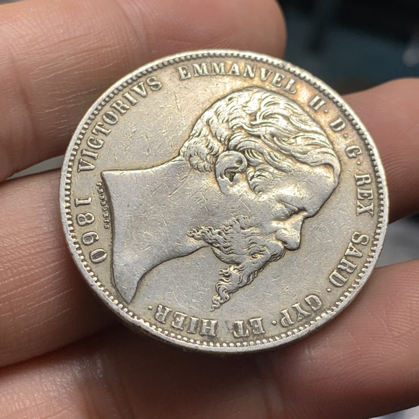 《竞宝斋》第52场-本周日，周一2场连拍（全场不限金额包邮） 意大利 1860年 撒丁岛 5里拉 大银币 少见品种