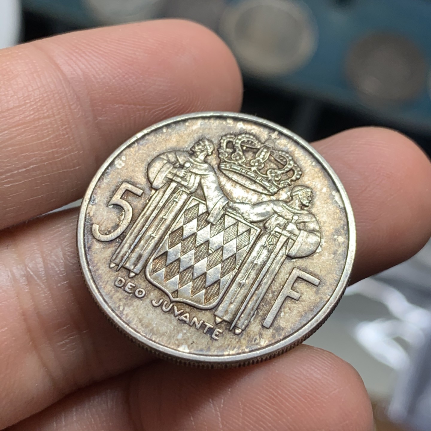 《竞宝斋》第52场-本周日，周一2场连拍（全场不限金额包邮） 1966年 摩纳哥 5F 银币 细节不错，包浆醇厚