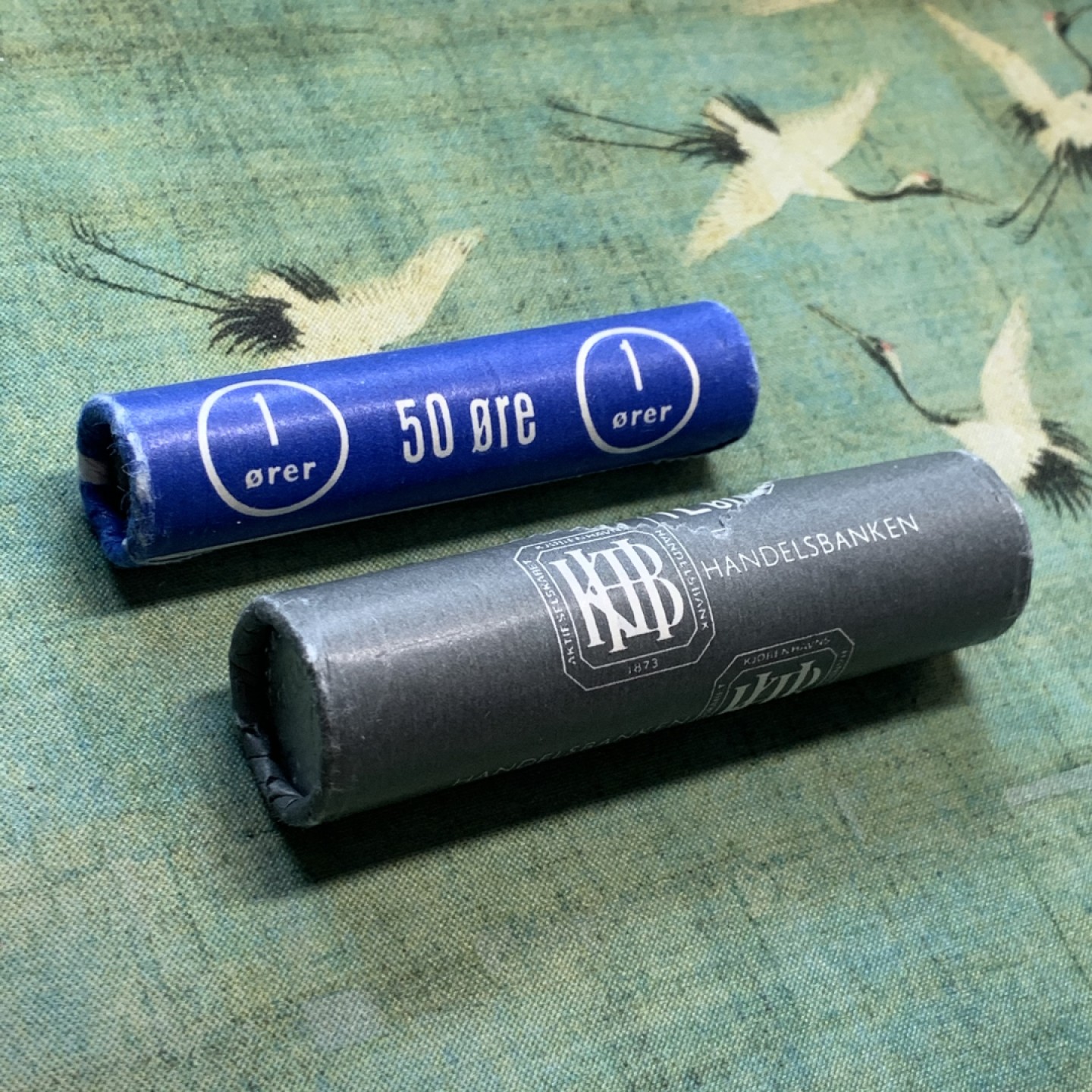 《竞宝斋》第52场-本周日，周一2场连拍（全场不限金额包邮） 原卷 丹麦1968年 1和2ORE 锌币 50枚每卷包装 少见