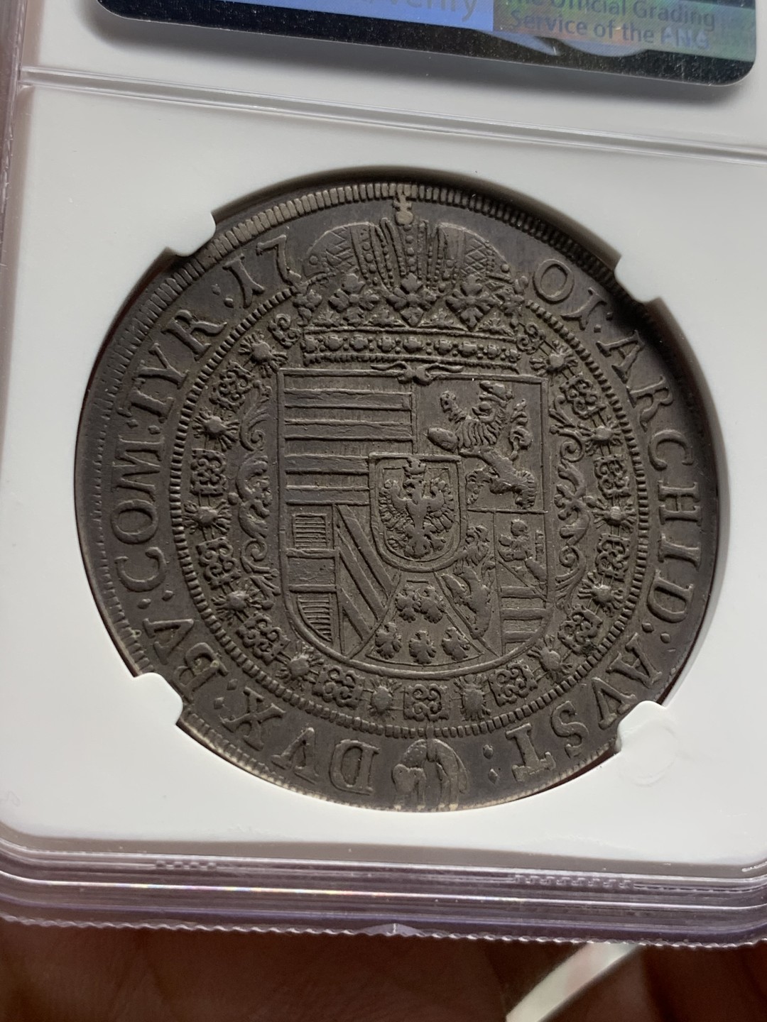 《竞宝斋》第52场-本周日，周一2场连拍（全场不限金额包邮） NGC XF45 神圣罗马帝国 1701年 大波浪 猪嘴 泰勒 银币 打制均匀 状态非常好