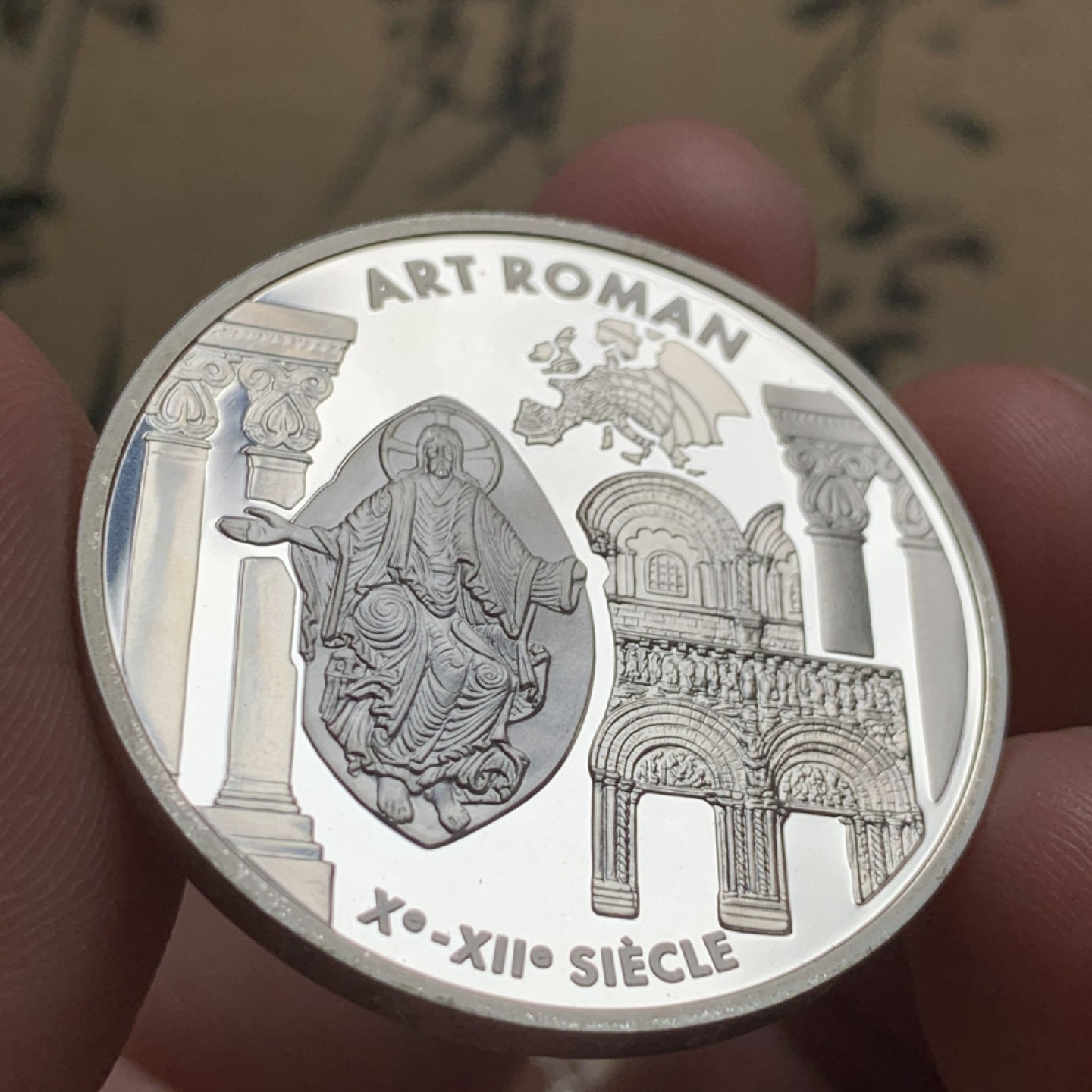 《竞宝斋》第52场-本周日，周一2场连拍（全场不限金额包邮） PF级 法国1999年欧元纪念 银币  背面图案为罗马艺术代表作品 