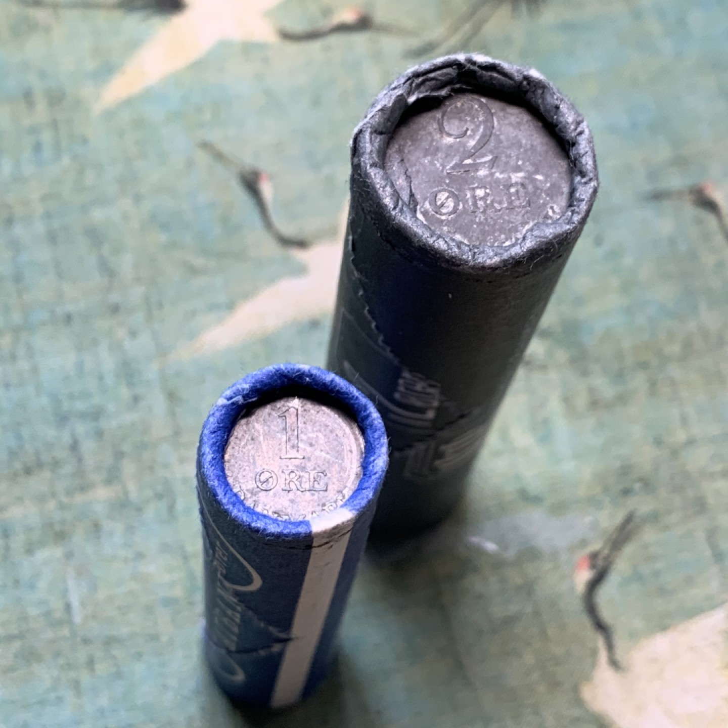 《竞宝斋》第52场-本周日，周一2场连拍（全场不限金额包邮） 原卷 丹麦1968年 1和2ORE 锌币 50枚每卷包装 少见