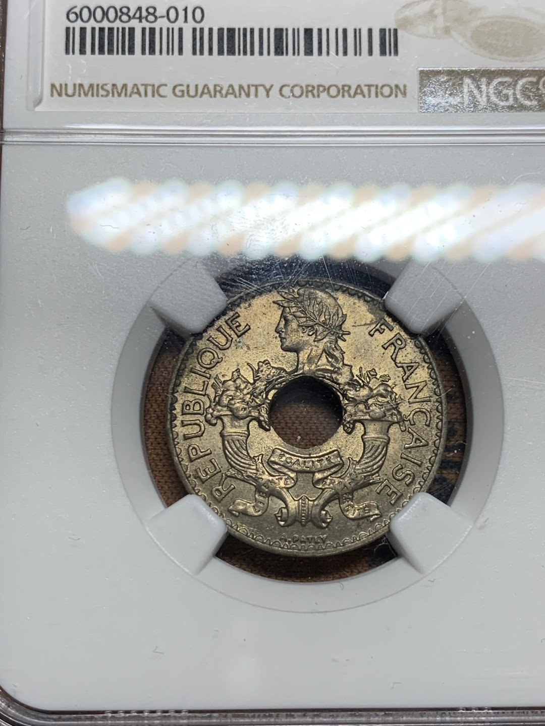 《竞宝斋》第52场-本周日，周一2场连拍（全场不限金额包邮） NGC MS63 1938年法属印支5分镍币 黄油光