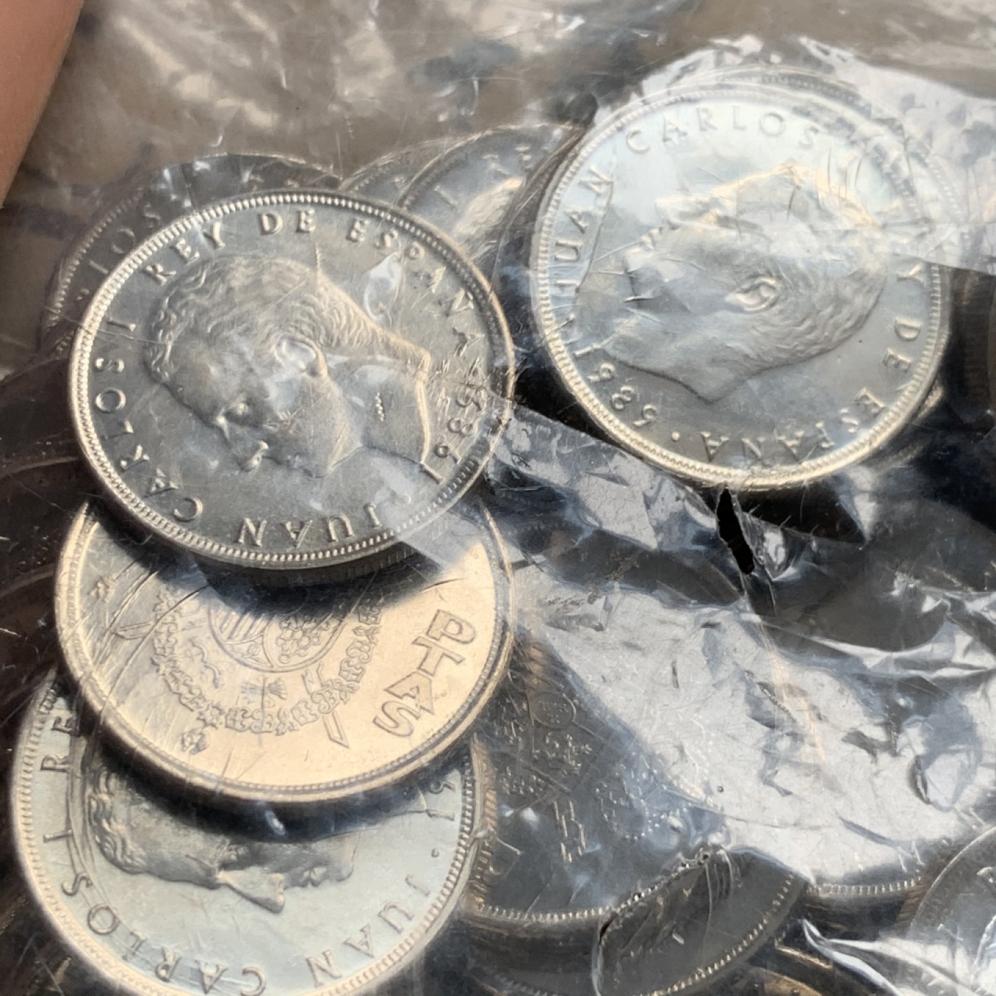 《竞宝斋》第52场-本周日，周一2场连拍（全场不限金额包邮） 原袋封装 1989年 胡安卡洛斯 5比塞塔 镍币 100枚包装