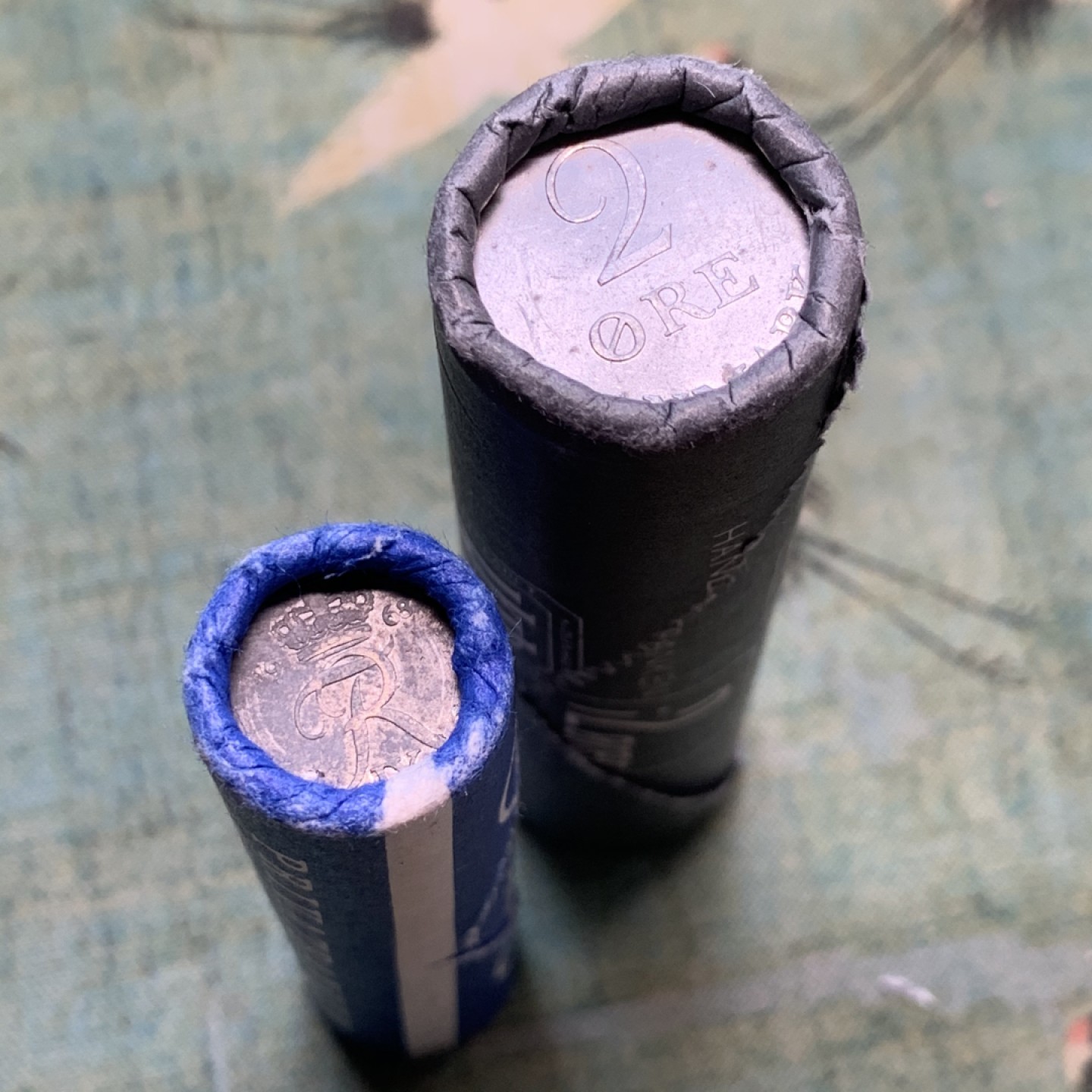 《竞宝斋》第52场-本周日，周一2场连拍（全场不限金额包邮） 原卷 丹麦1968年 1和2ORE 锌币 50枚每卷包装 少见